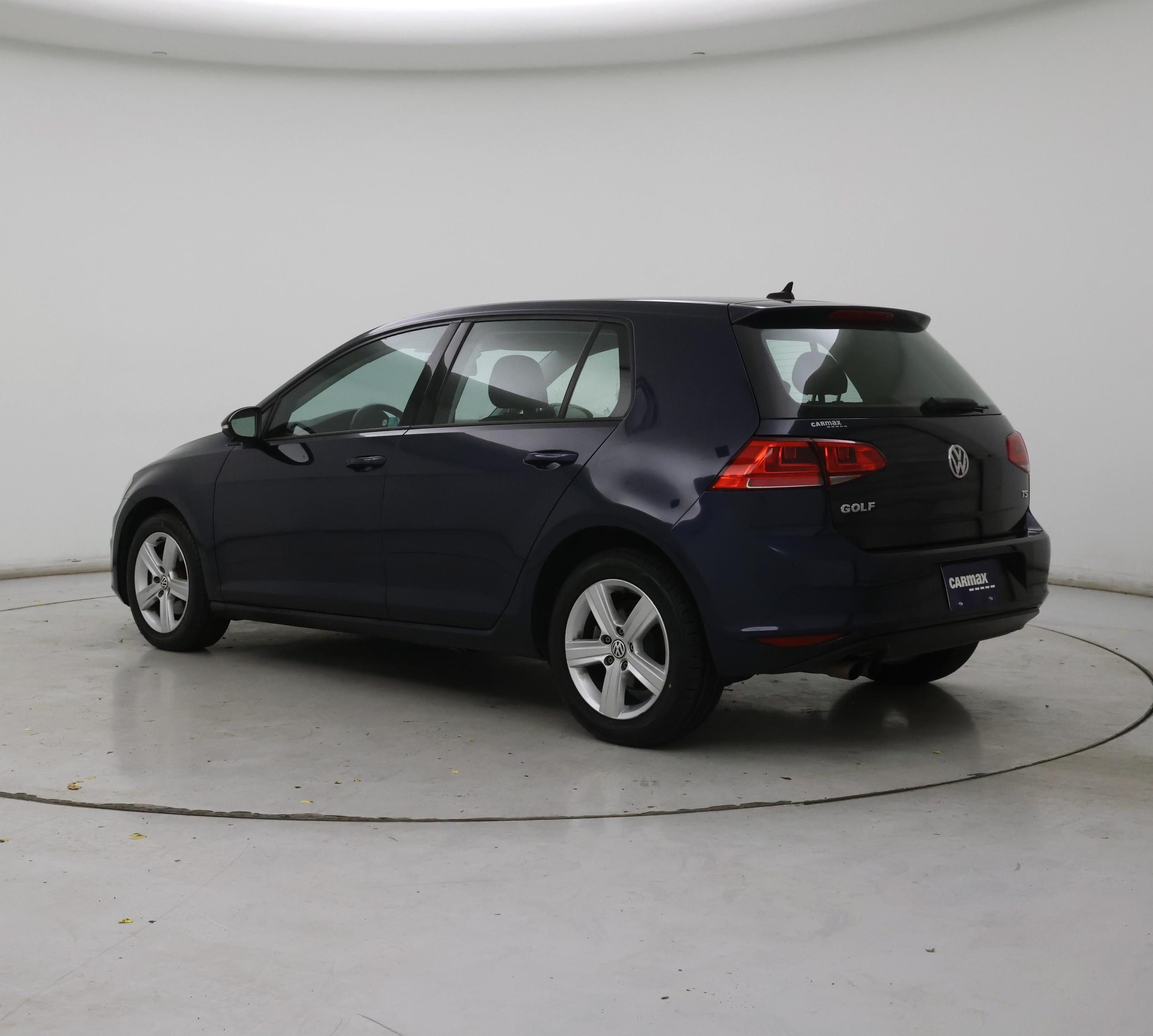 Thumbnail: 2017 Volkswagen Golf - 2