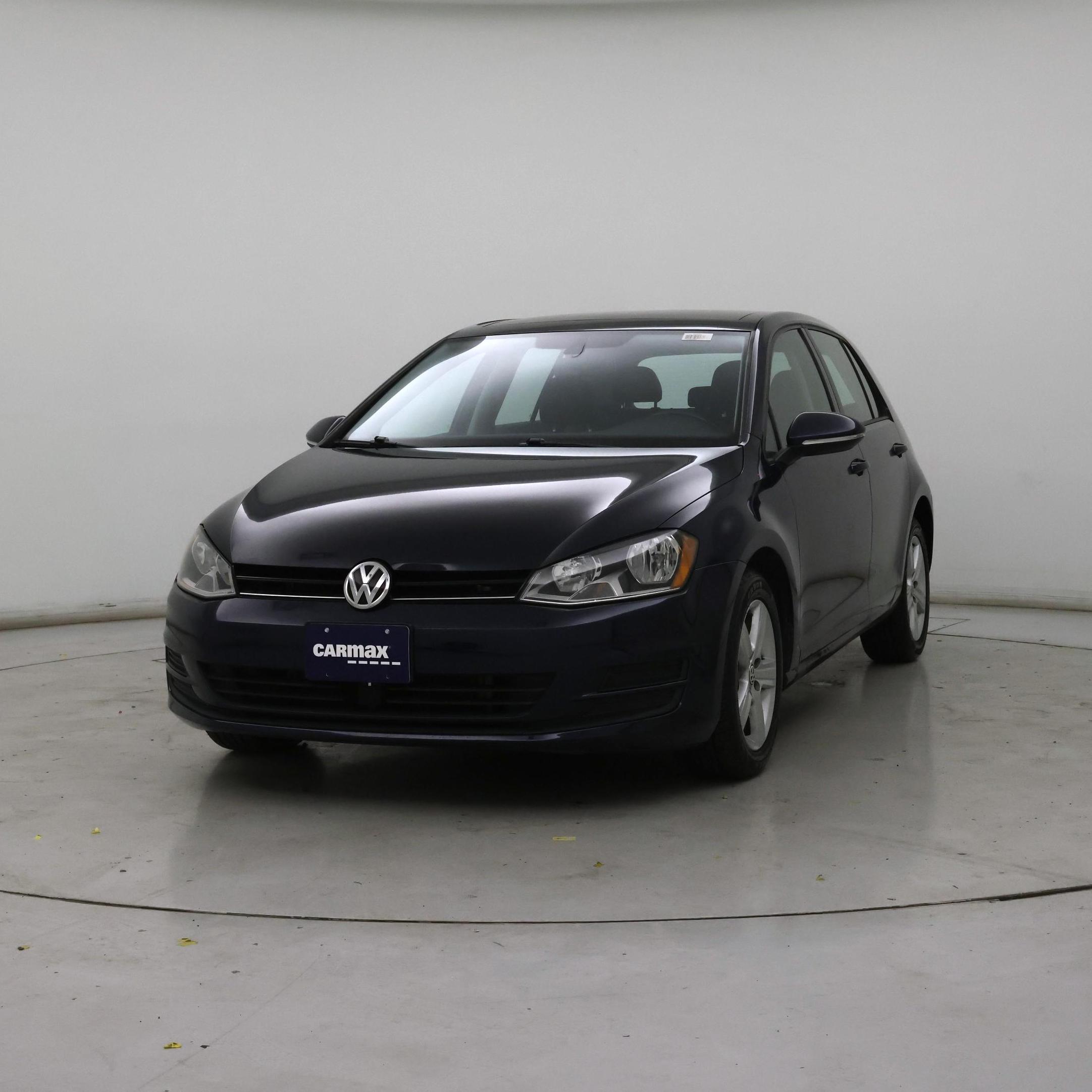 Thumbnail: 2017 Volkswagen Golf - 4