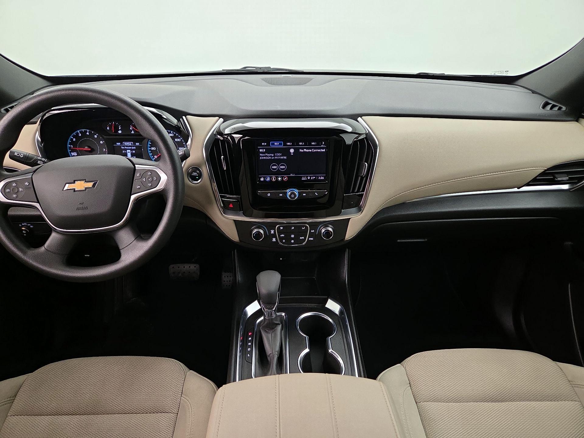 Thumbnail: 2022 Chevrolet Traverse - 9