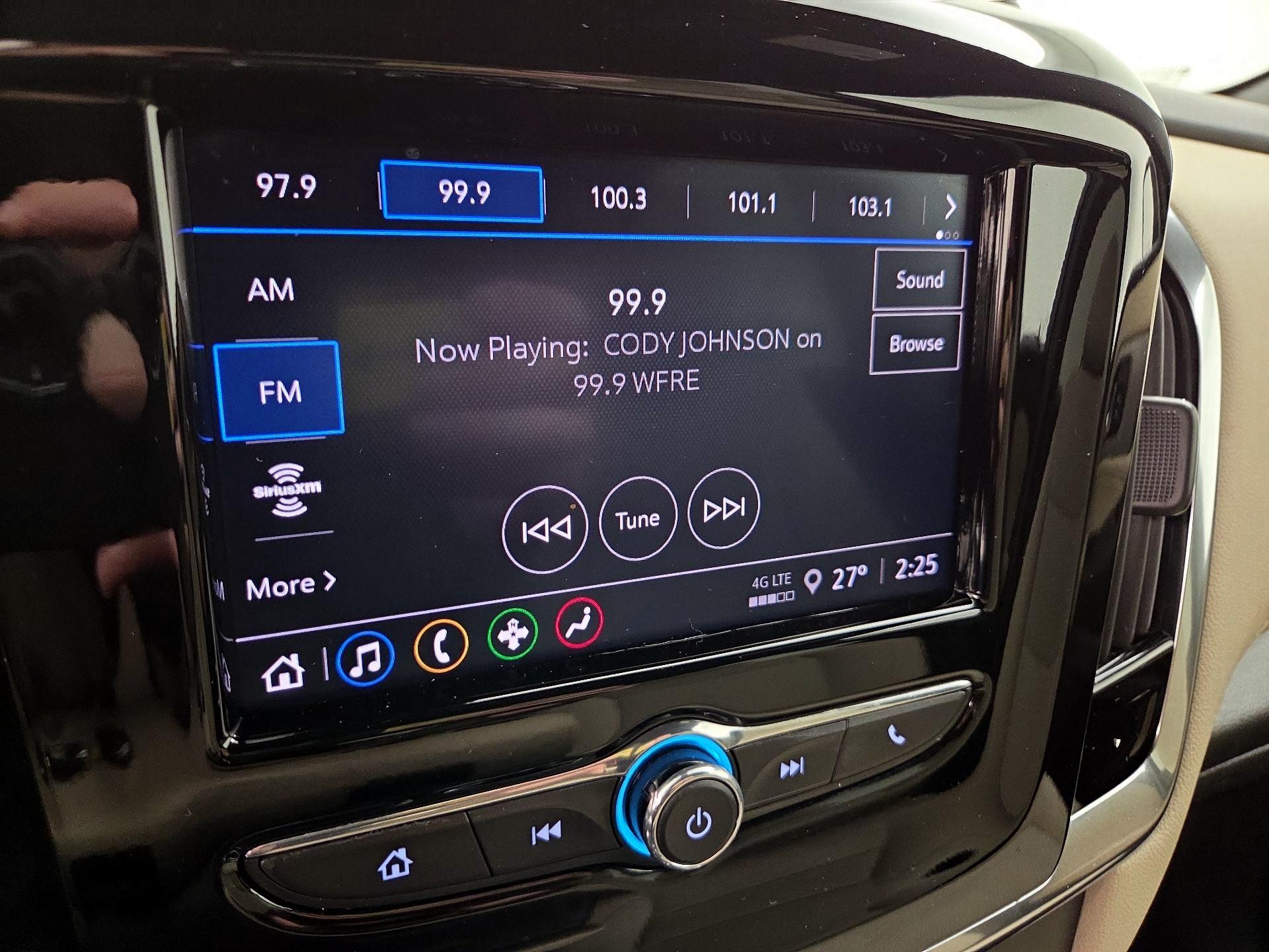 Thumbnail: 2022 Chevrolet Traverse - 15