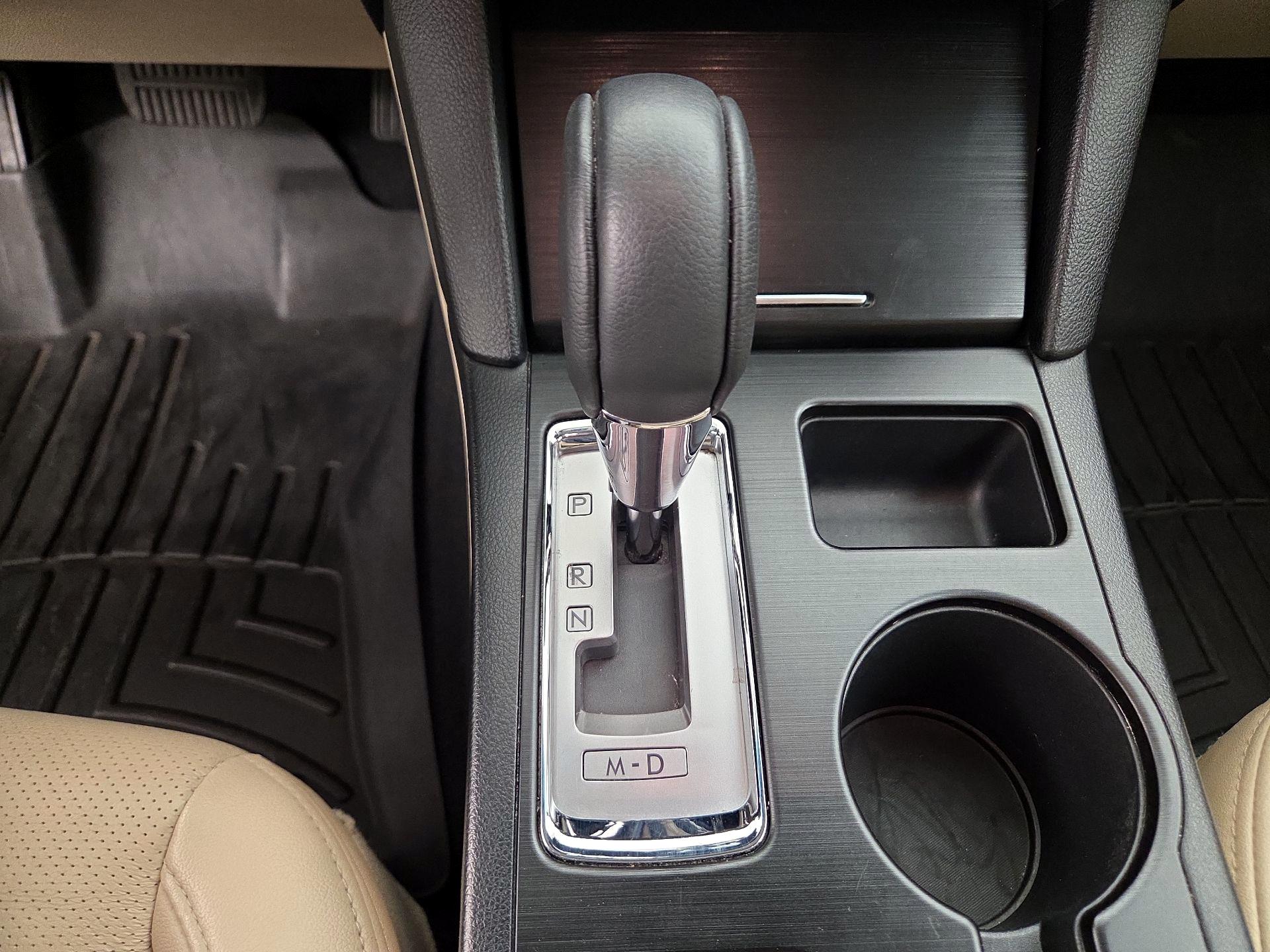 Thumbnail: 2015 Subaru Outback - 18