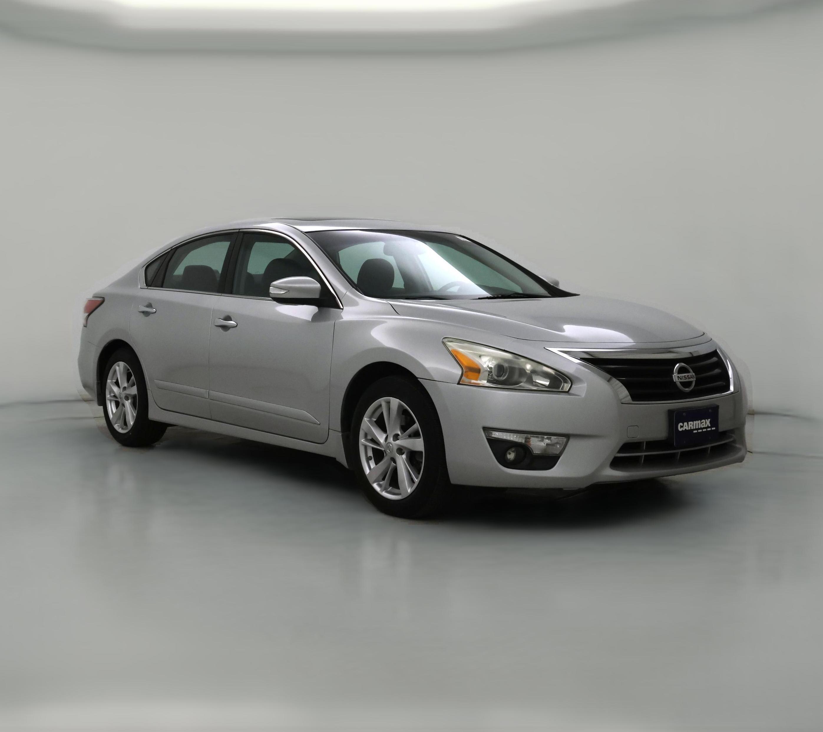 Thumbnail: 2015 Nissan Altima - 1