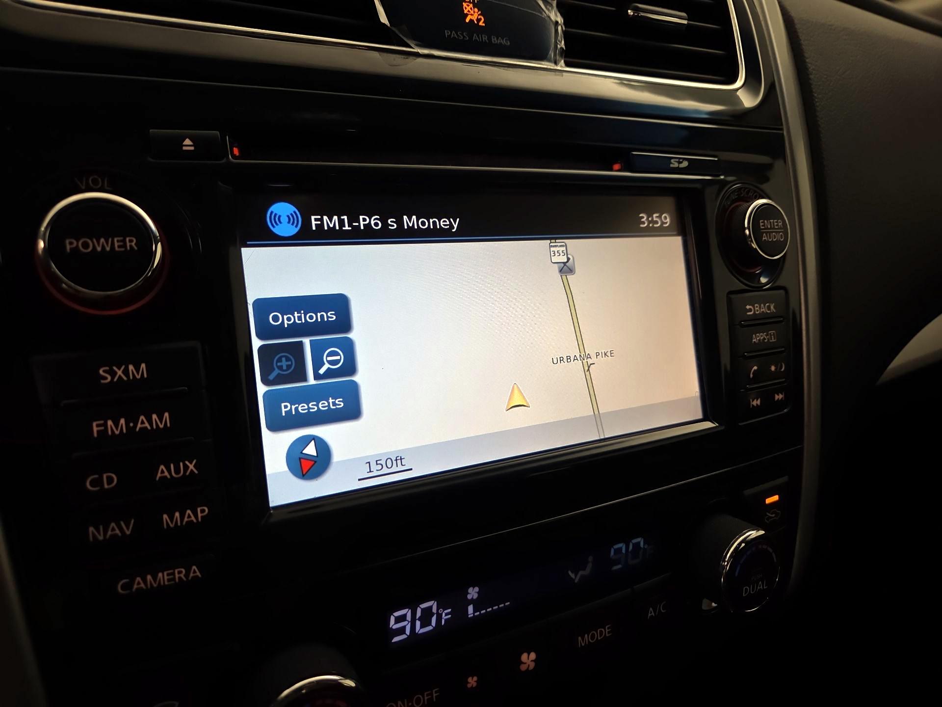 Thumbnail: 2015 Nissan Altima - 14