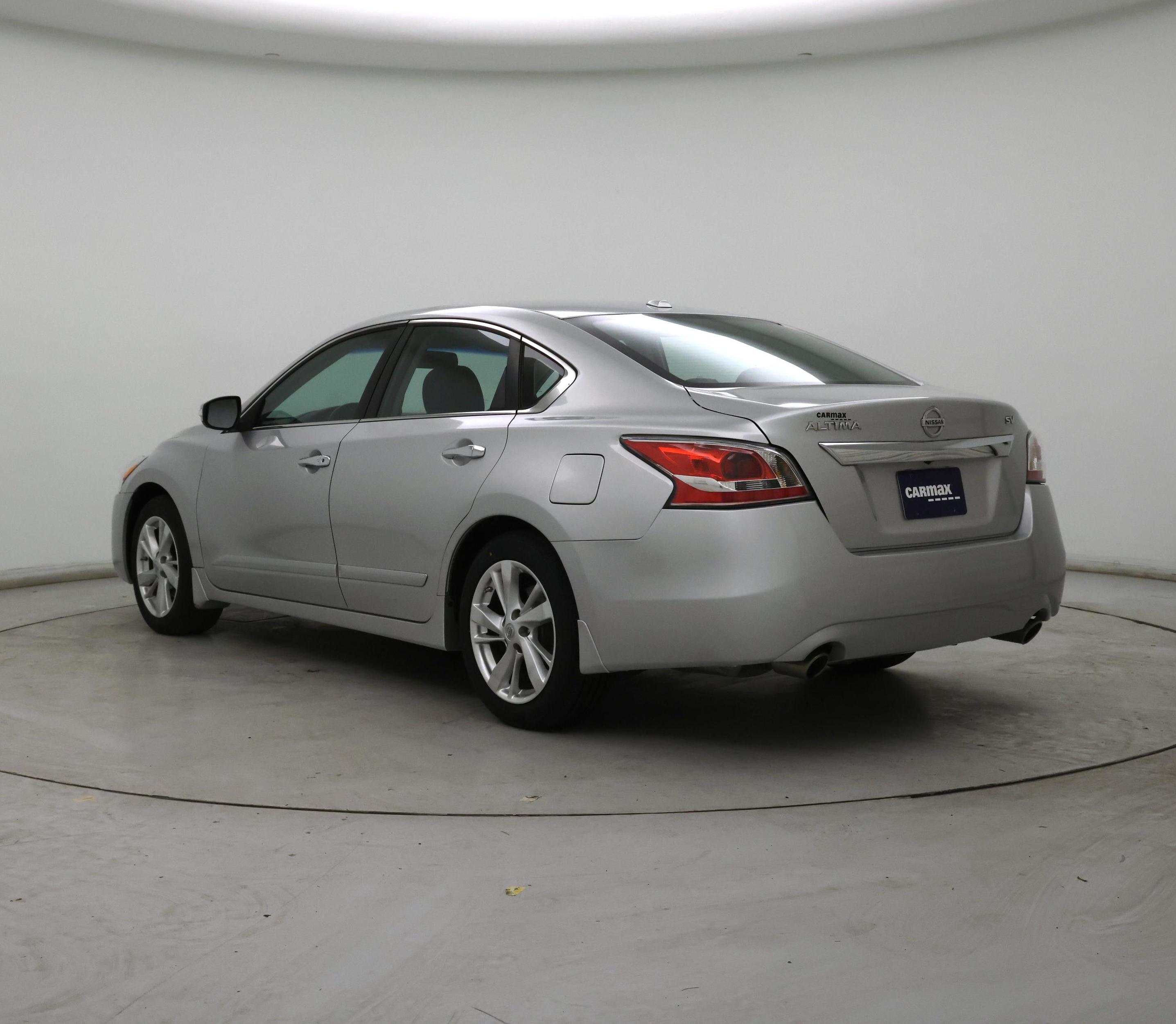 Thumbnail: 2015 Nissan Altima - 2