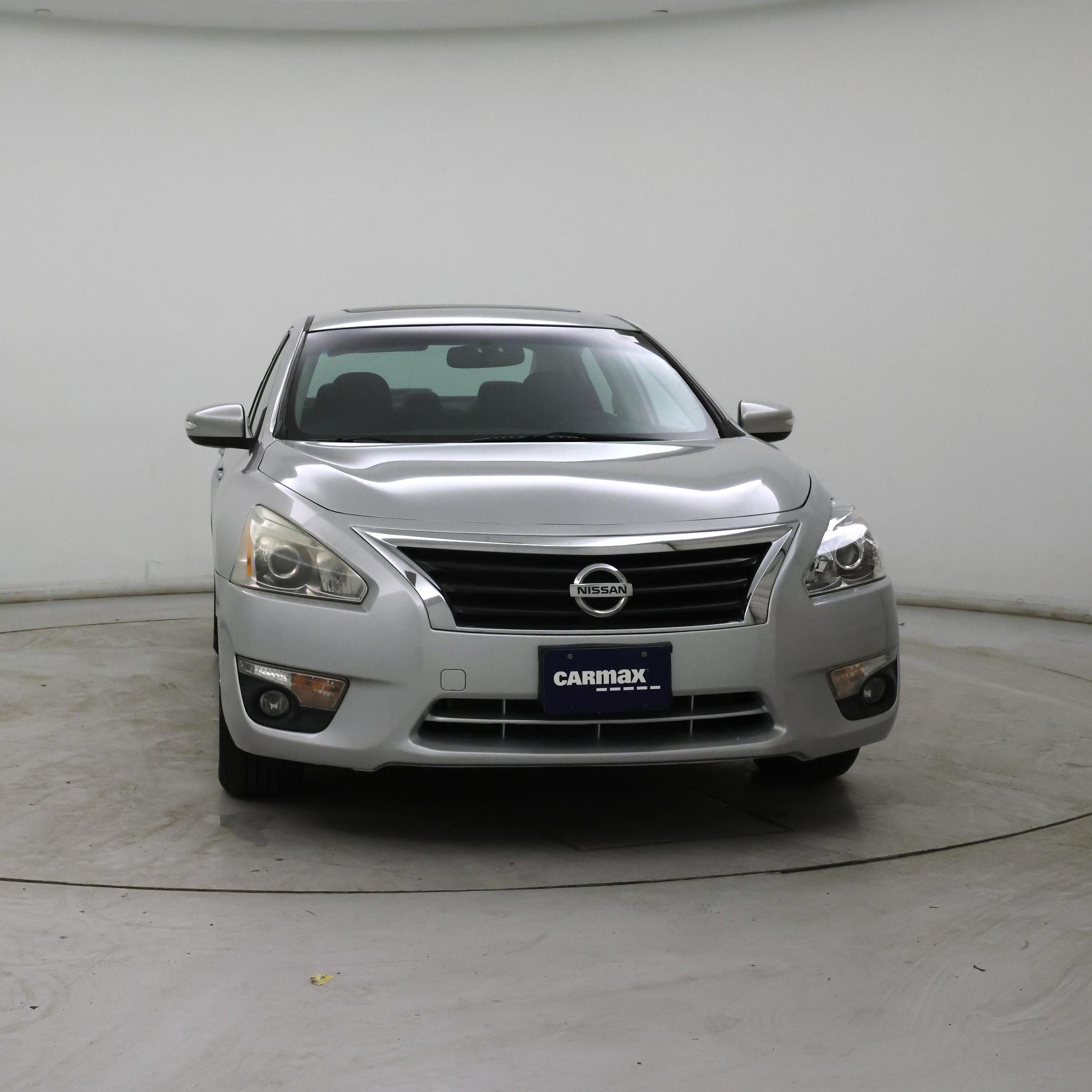 Thumbnail: 2015 Nissan Altima - 5