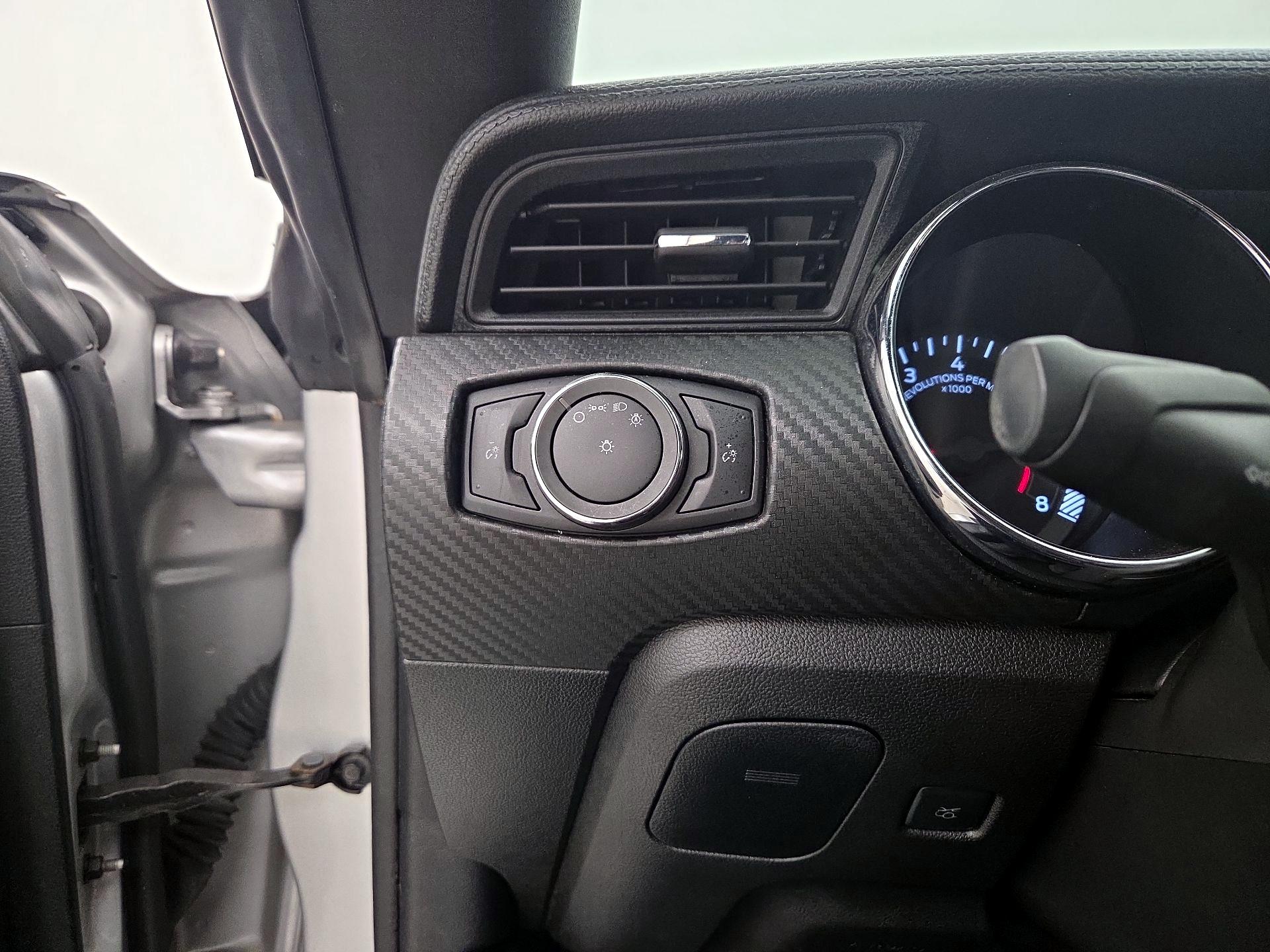 Thumbnail: 2015 Ford Mustang - 13