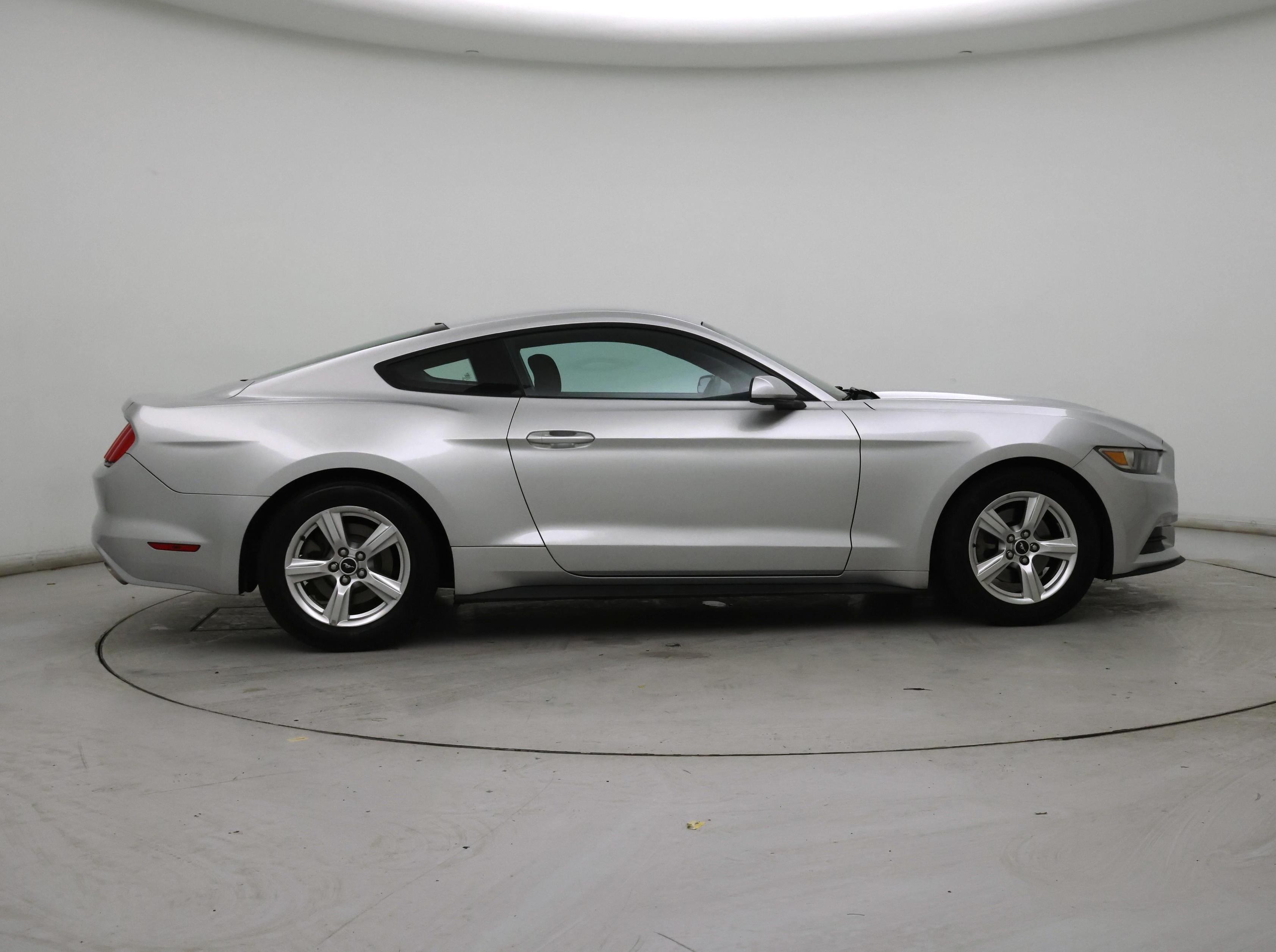 Thumbnail: 2015 Ford Mustang - 7
