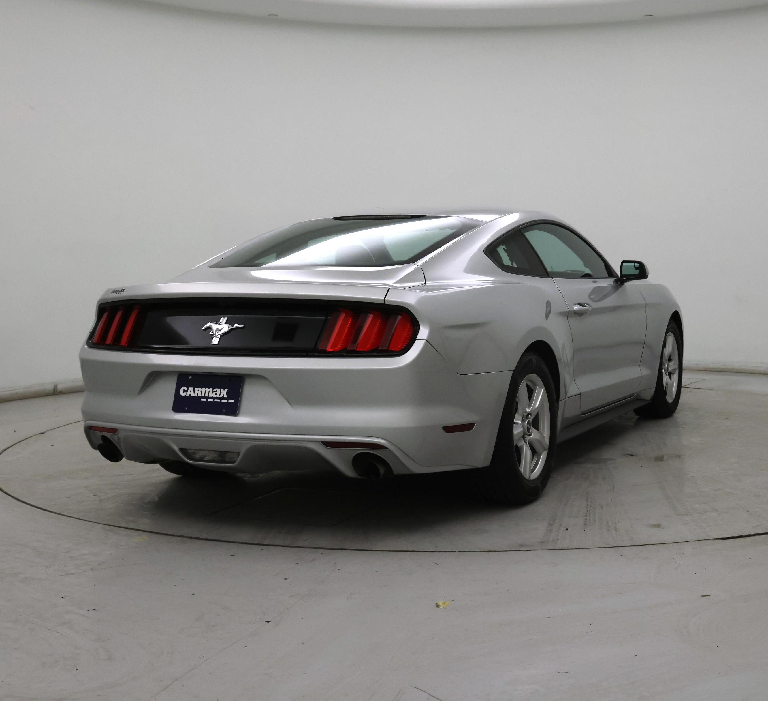 Thumbnail: 2015 Ford Mustang - 8