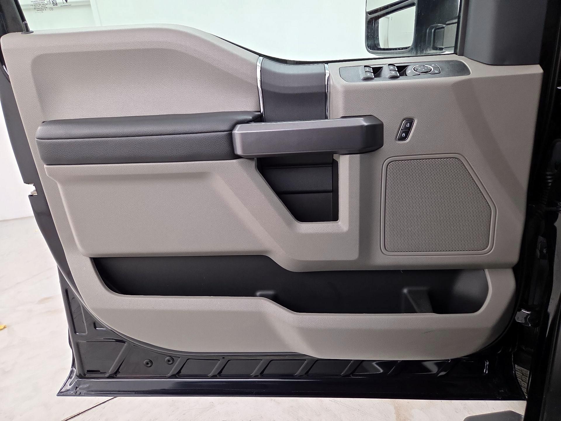 Thumbnail: 2022 Ford F-350 - 12