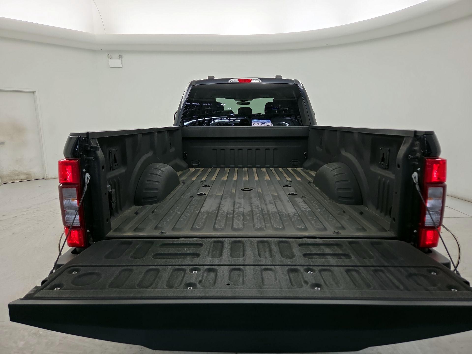 Thumbnail: 2022 Ford F-350 - 20