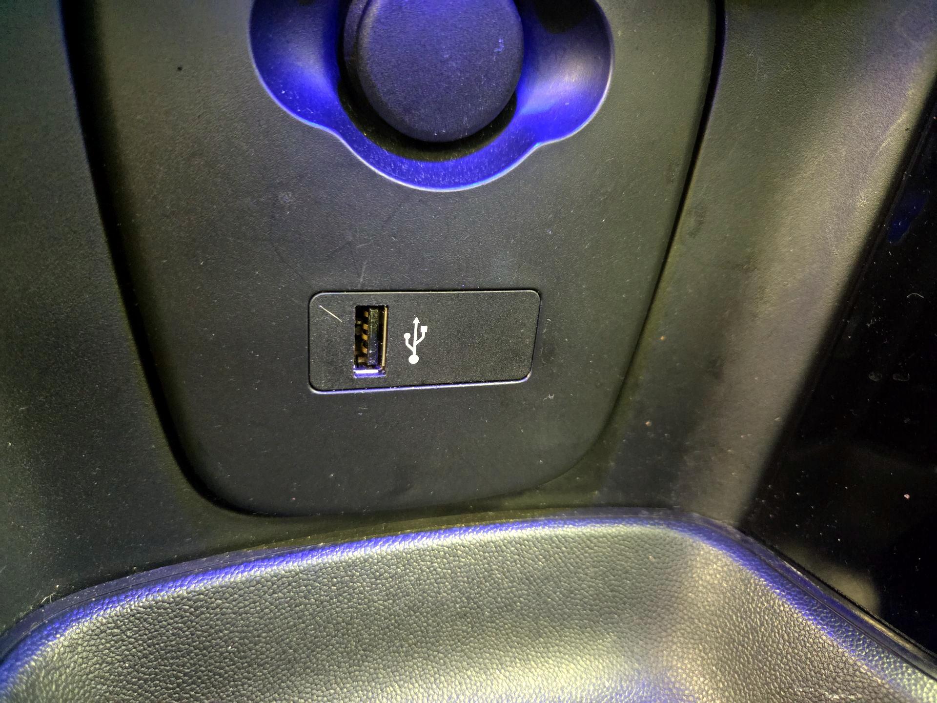 Thumbnail: 2021 MINI Cooper Hardtop - 18