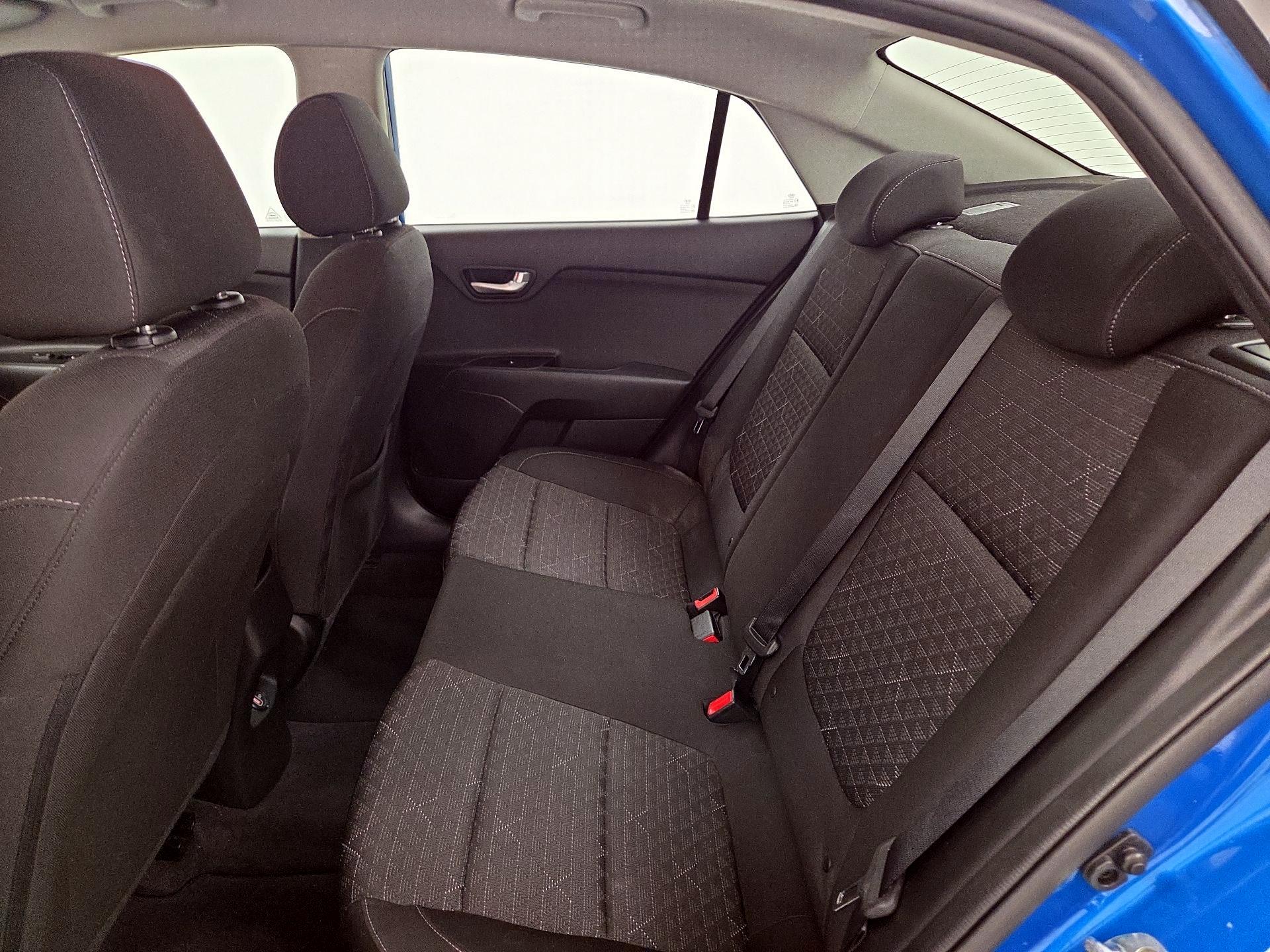 Thumbnail: 2021 Kia Rio - 19