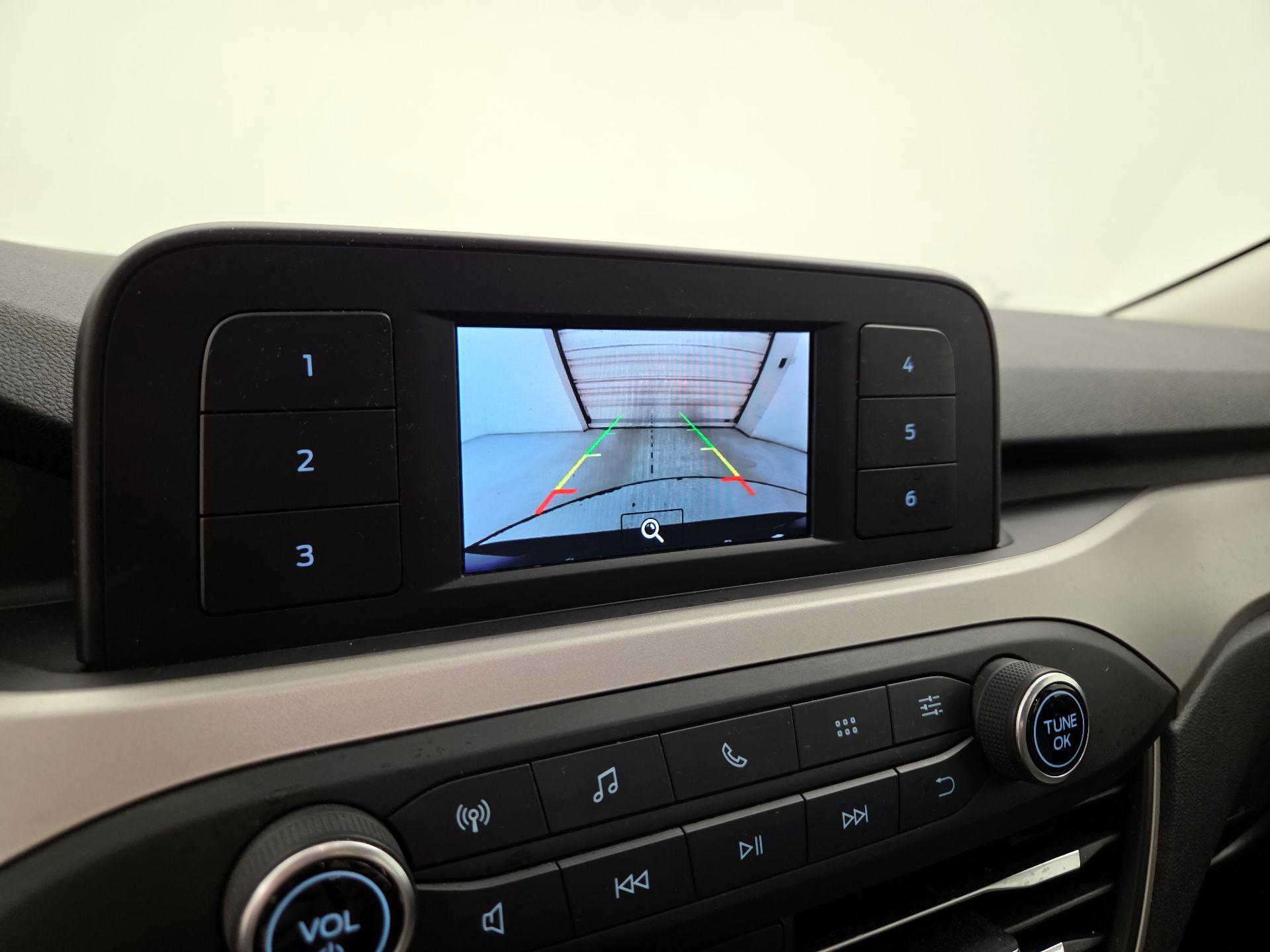 Thumbnail: 2022 Ford Escape - 14