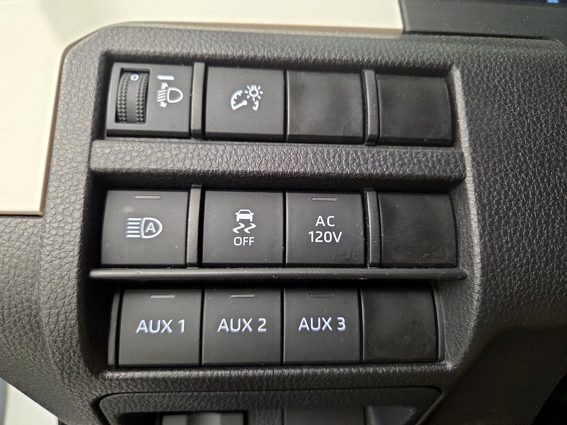 Thumbnail: 2024 Toyota Tacoma - 13