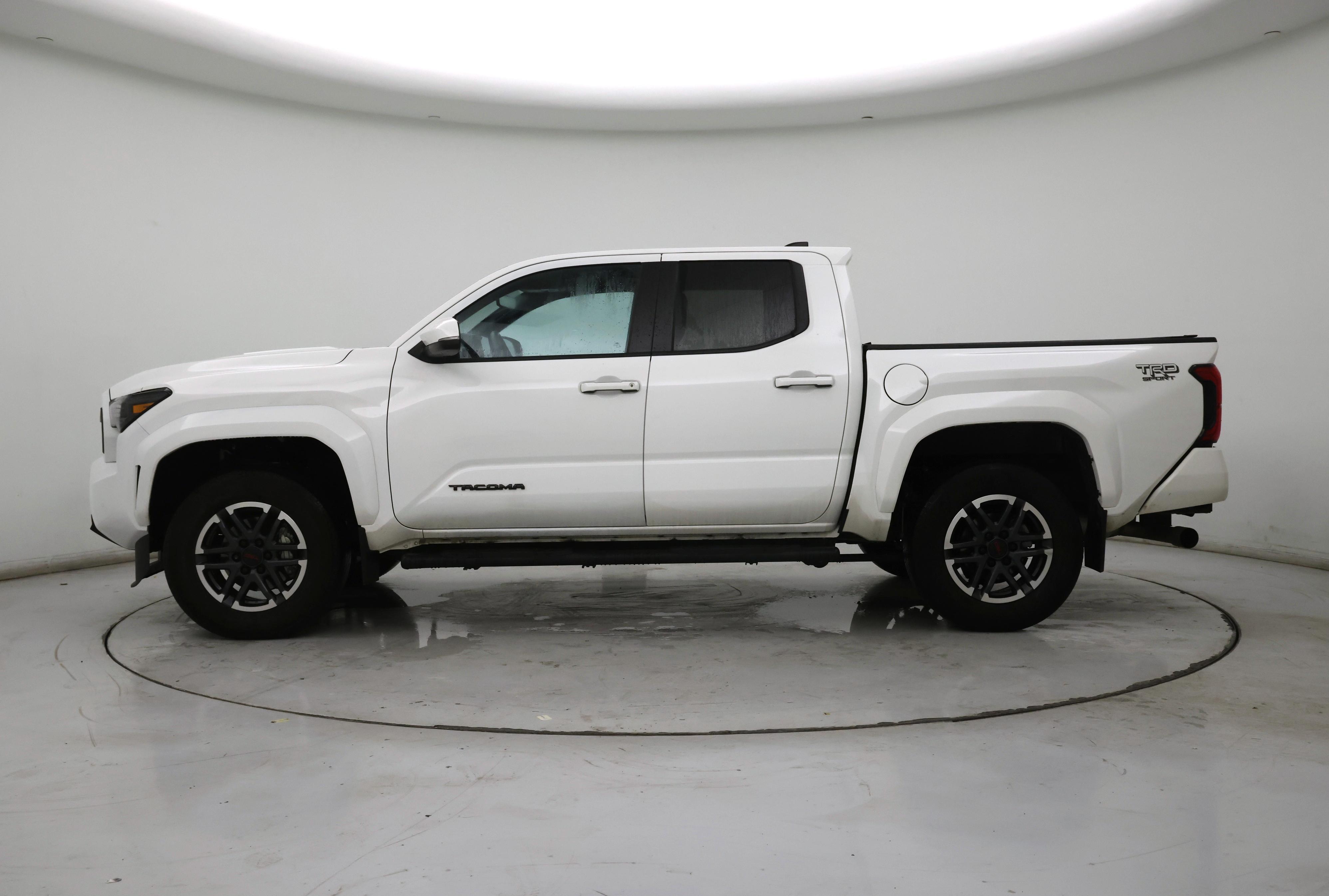 Thumbnail: 2024 Toyota Tacoma - 3