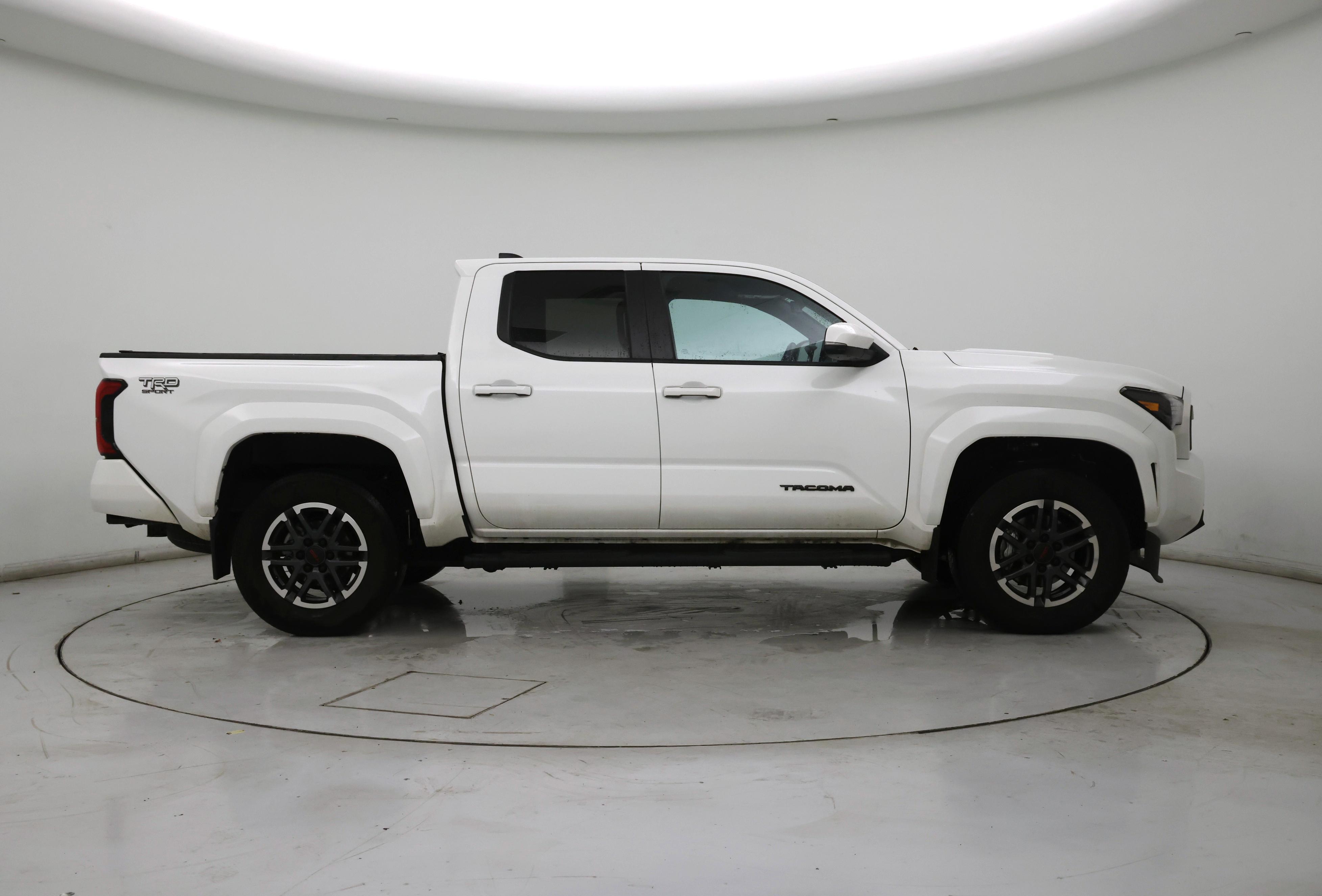 Thumbnail: 2024 Toyota Tacoma - 7