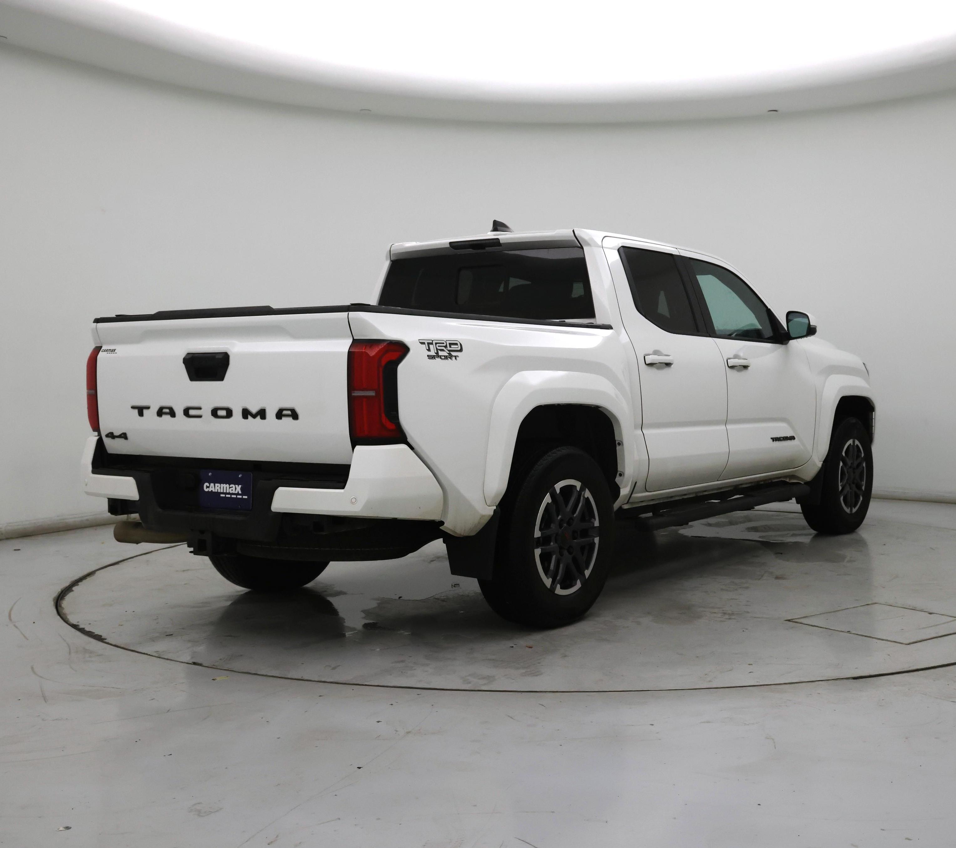 Thumbnail: 2024 Toyota Tacoma - 8