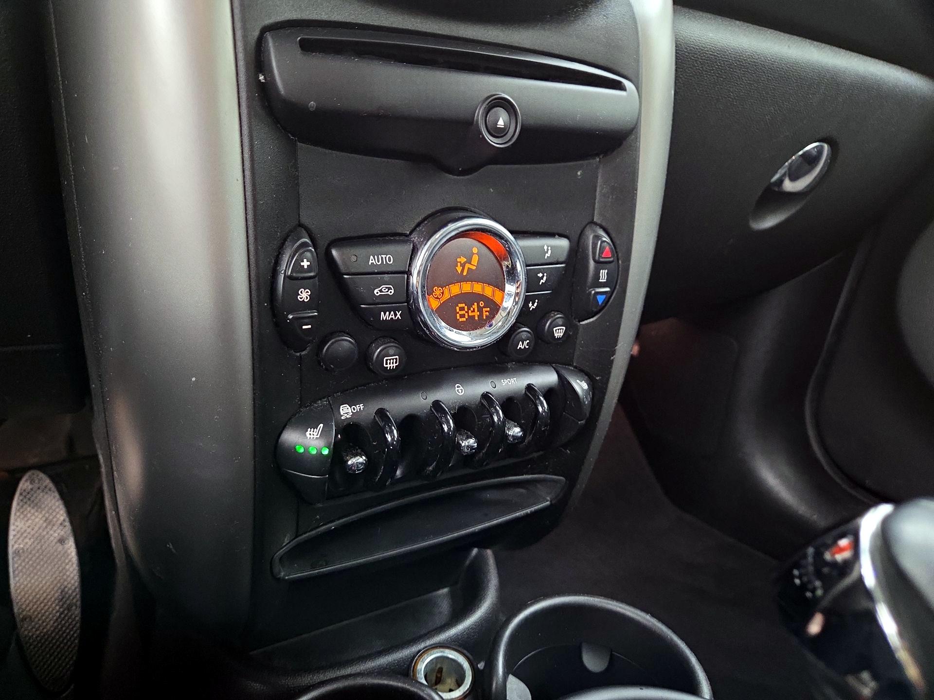 Thumbnail: 2015 MINI Cooper Countryman - 14