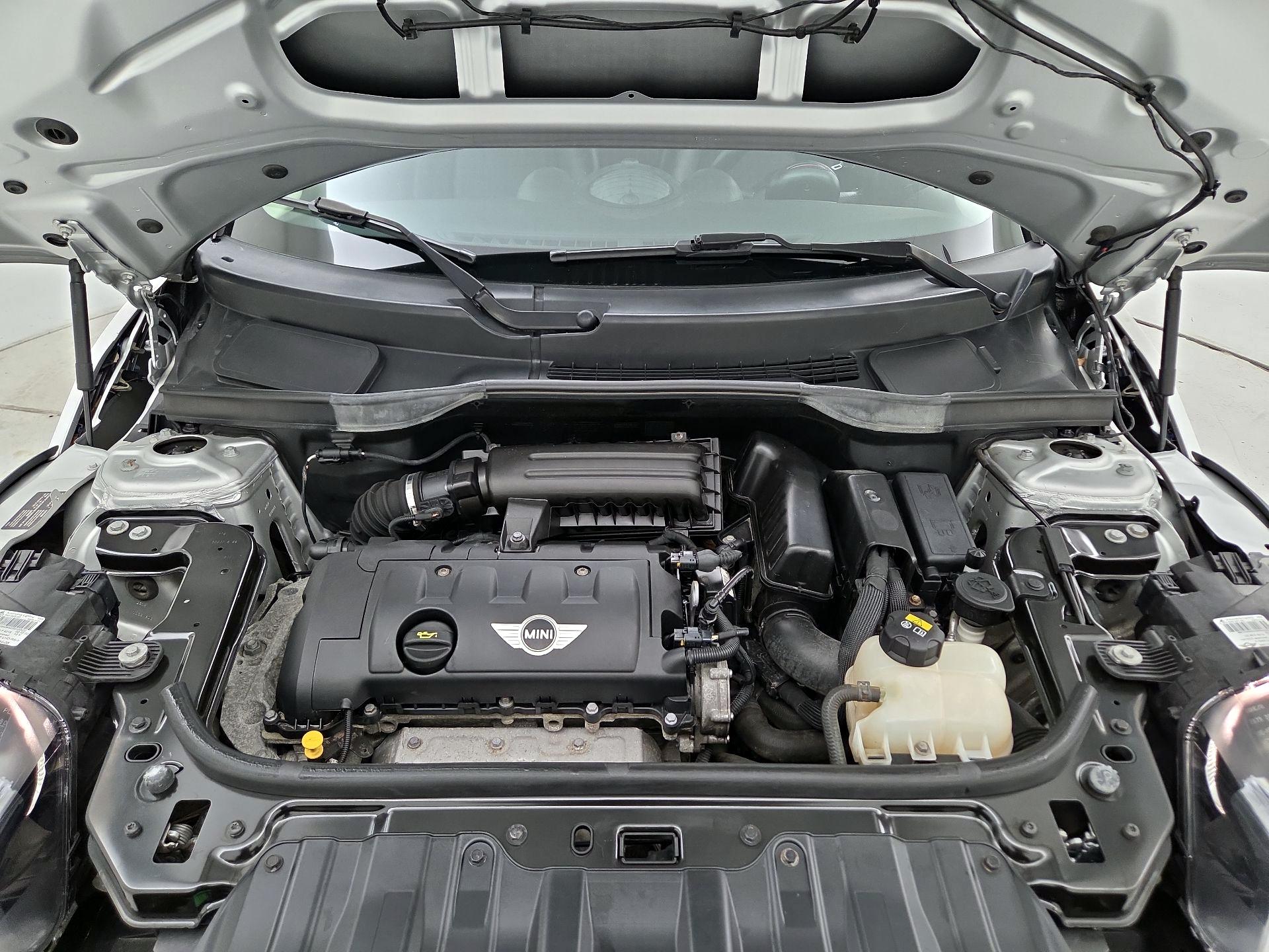 Thumbnail: 2015 MINI Cooper Countryman - 20