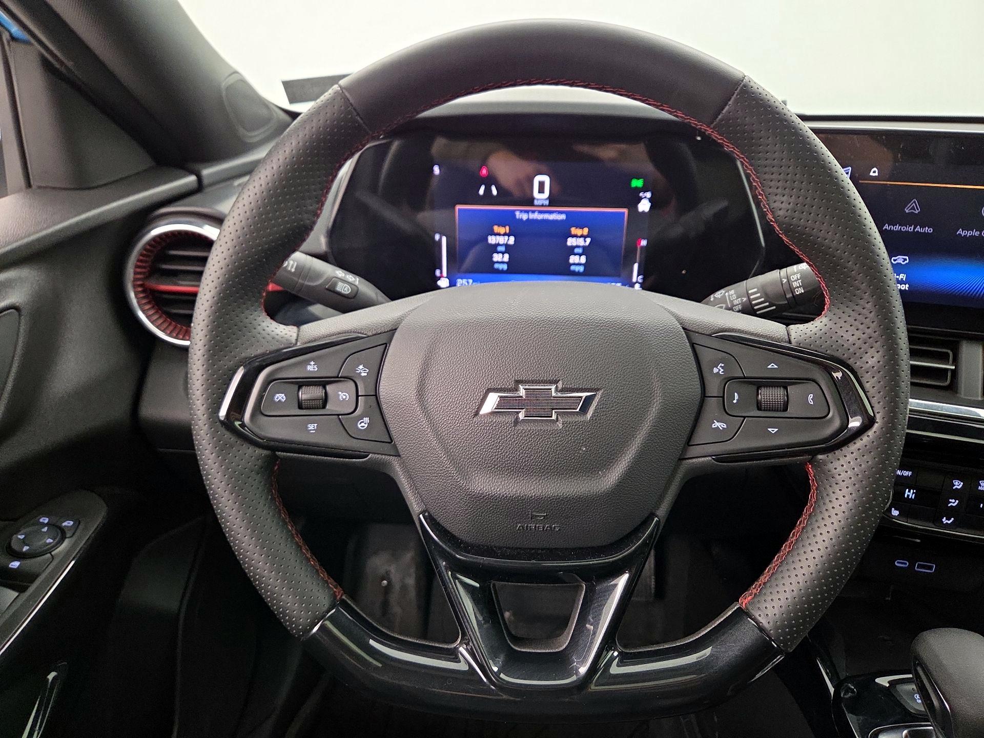 Thumbnail: 2025 Chevrolet Trax - 10