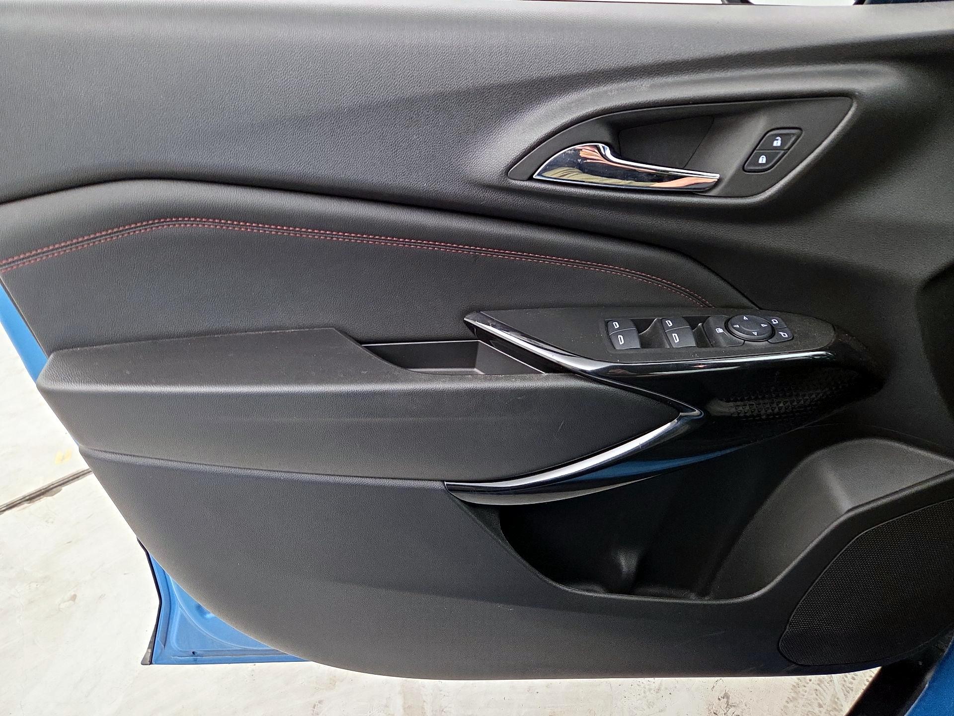 Thumbnail: 2025 Chevrolet Trax - 12