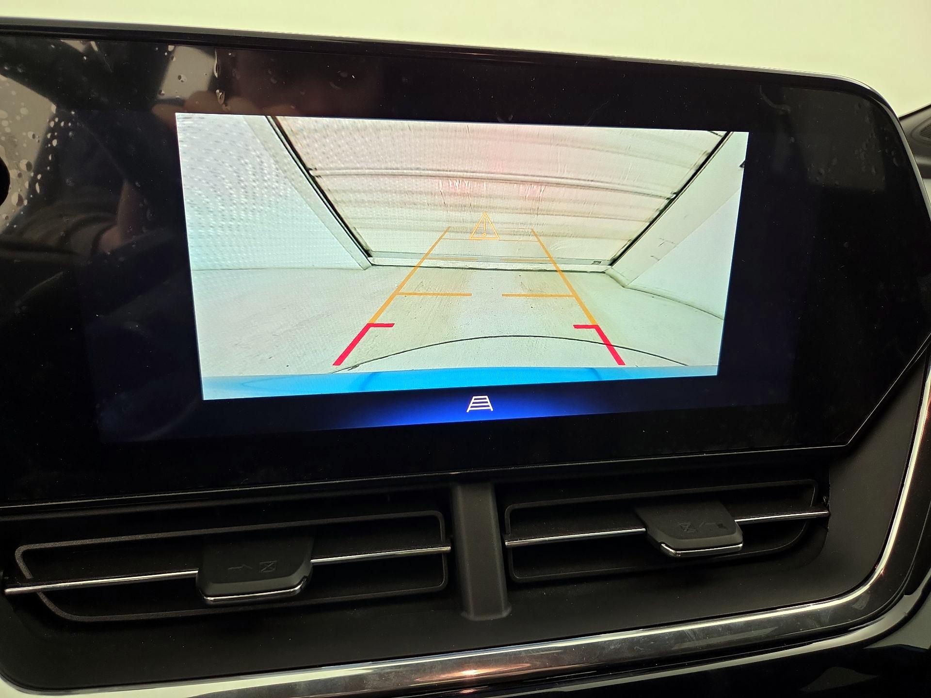 Thumbnail: 2025 Chevrolet Trax - 14