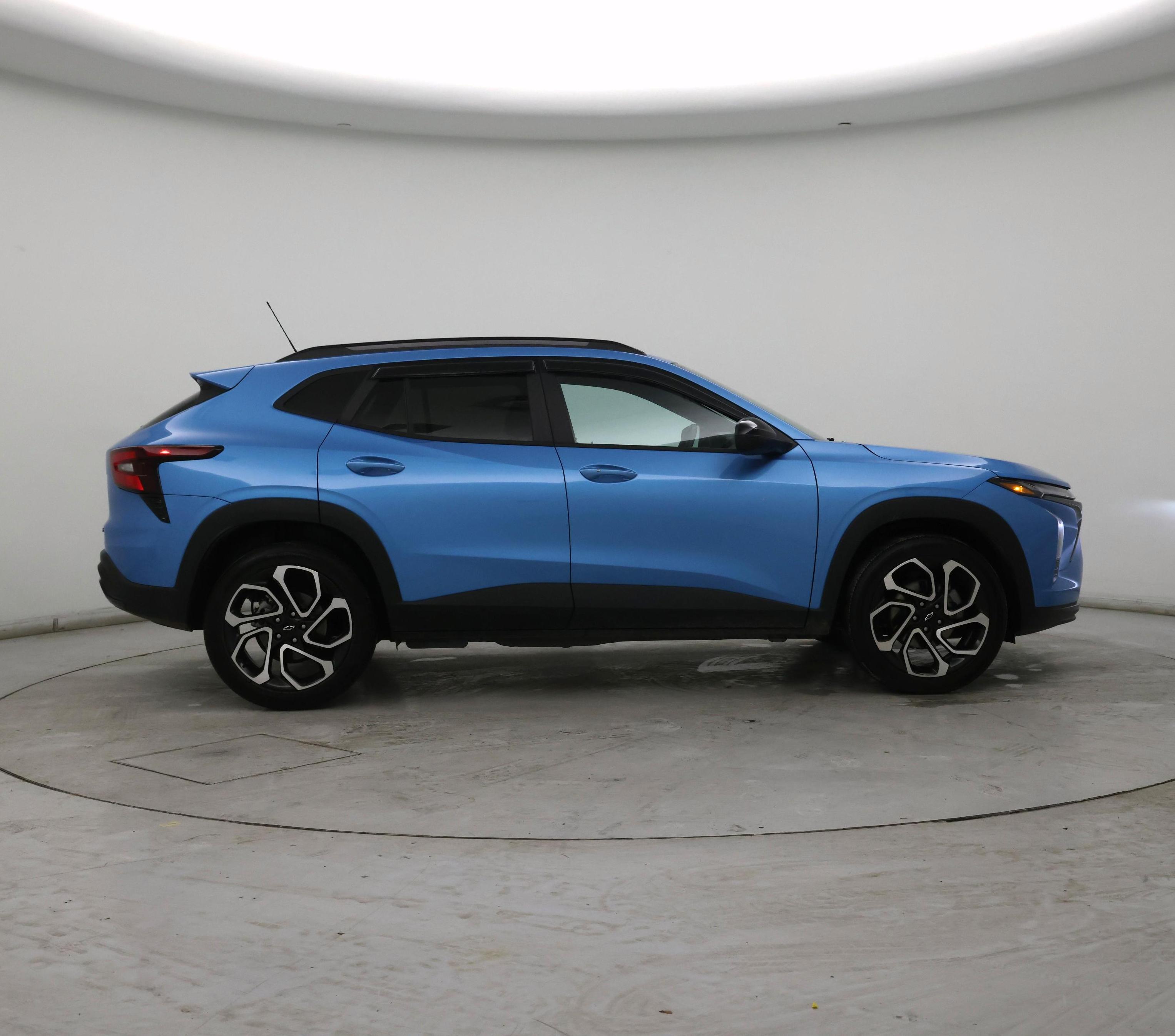 Thumbnail: 2025 Chevrolet Trax - 7