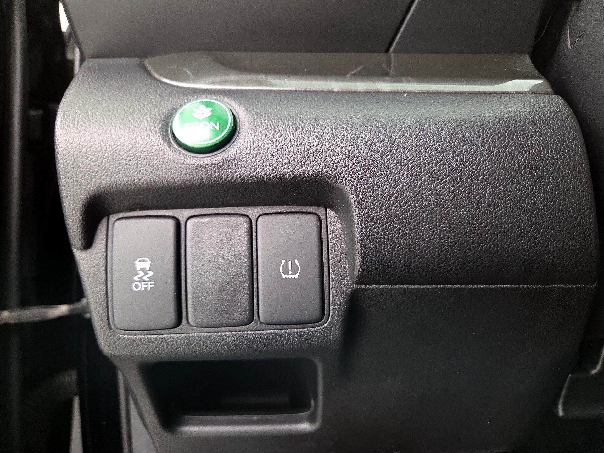 Thumbnail: 2014 Honda CR-V - 13