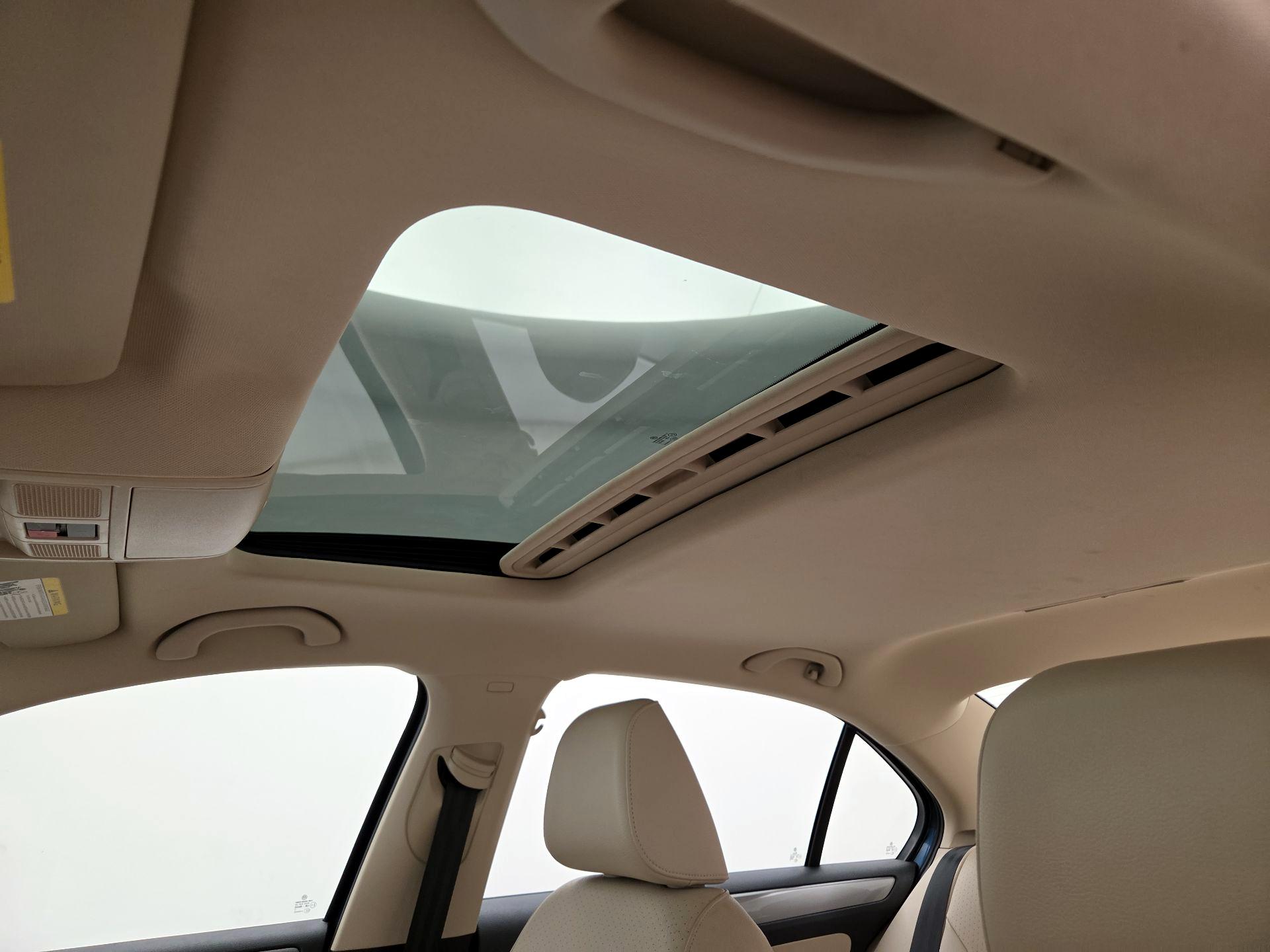 Thumbnail: 2018 Volkswagen Jetta - 19