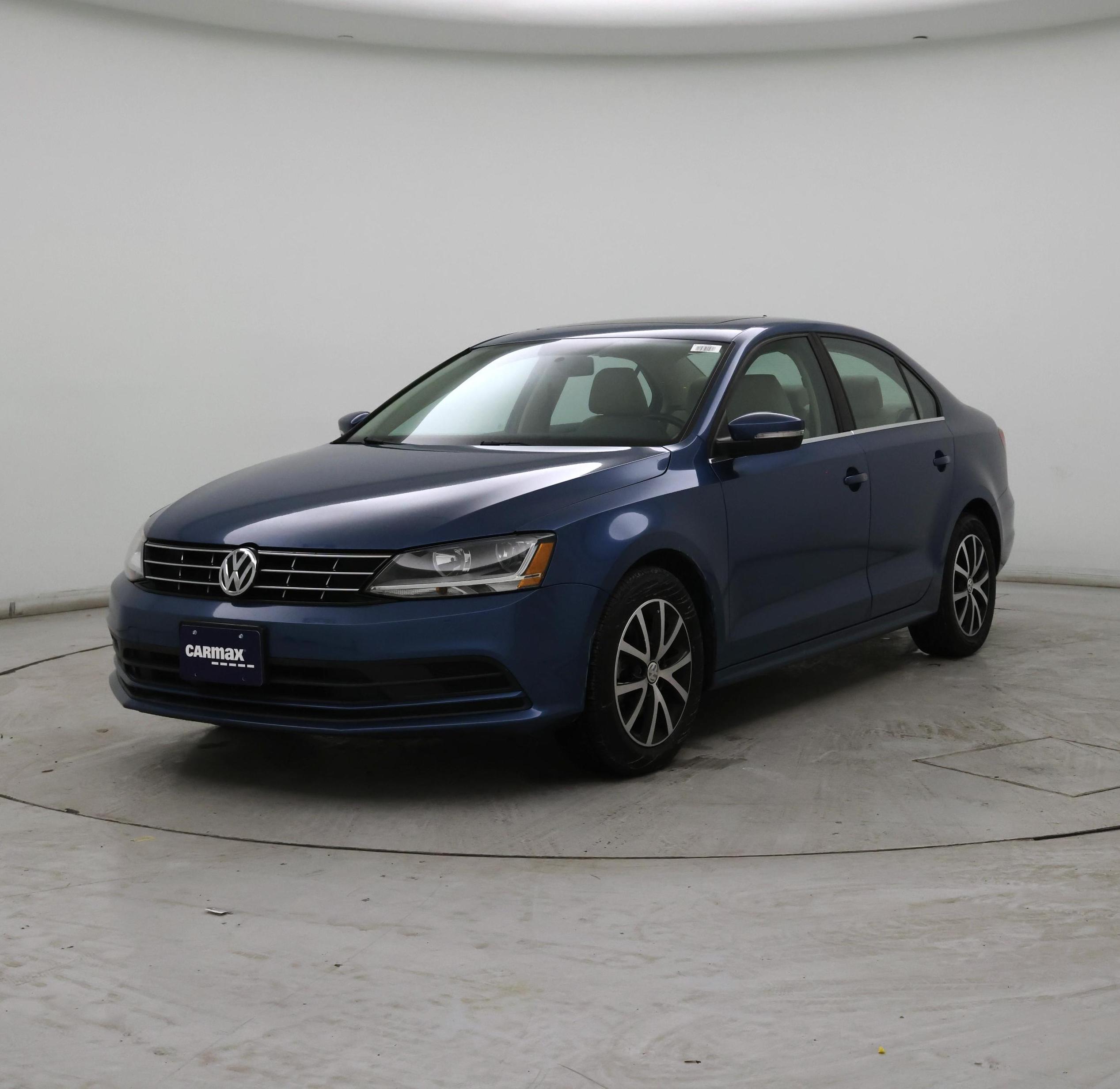 Thumbnail: 2018 Volkswagen Jetta - 4