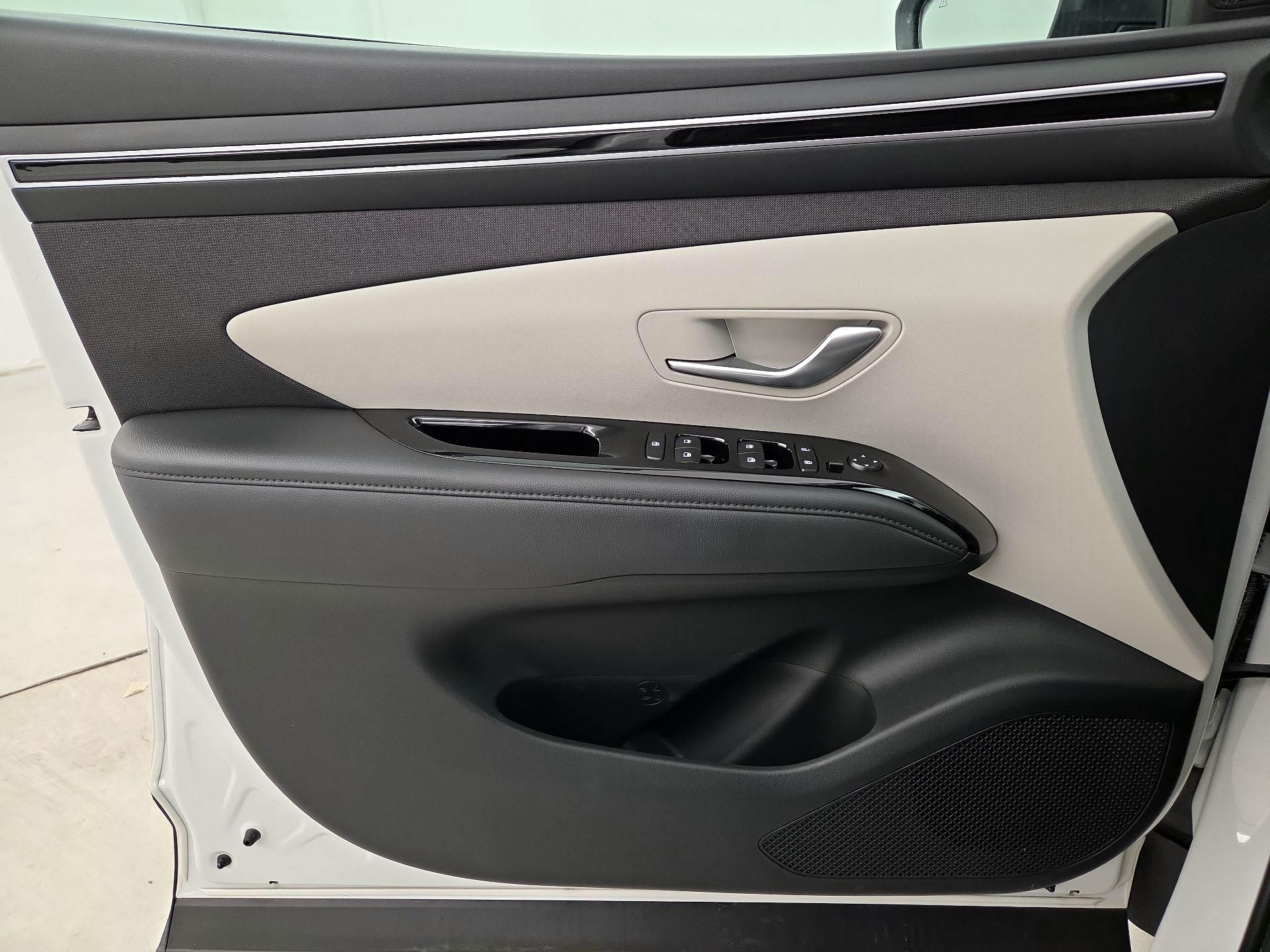 Thumbnail: 2024 Hyundai Tucson - 12