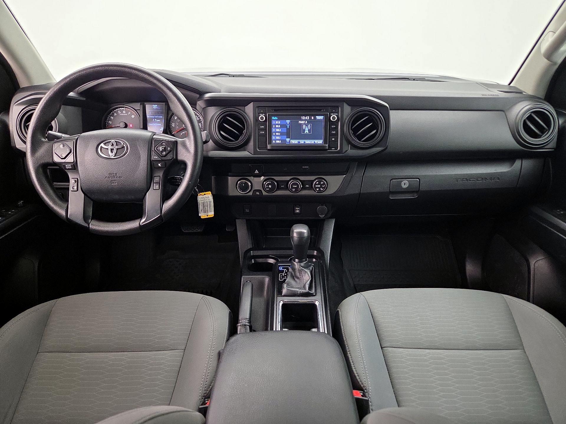 Thumbnail: 2019 Toyota Tacoma - 9