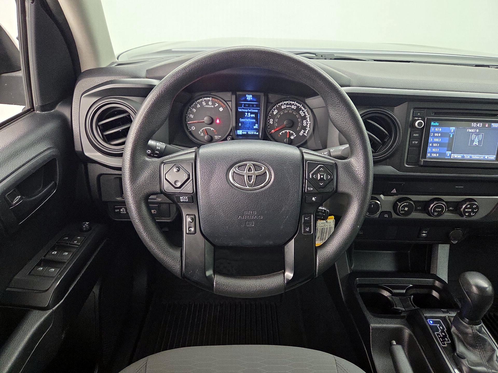 Thumbnail: 2019 Toyota Tacoma - 10