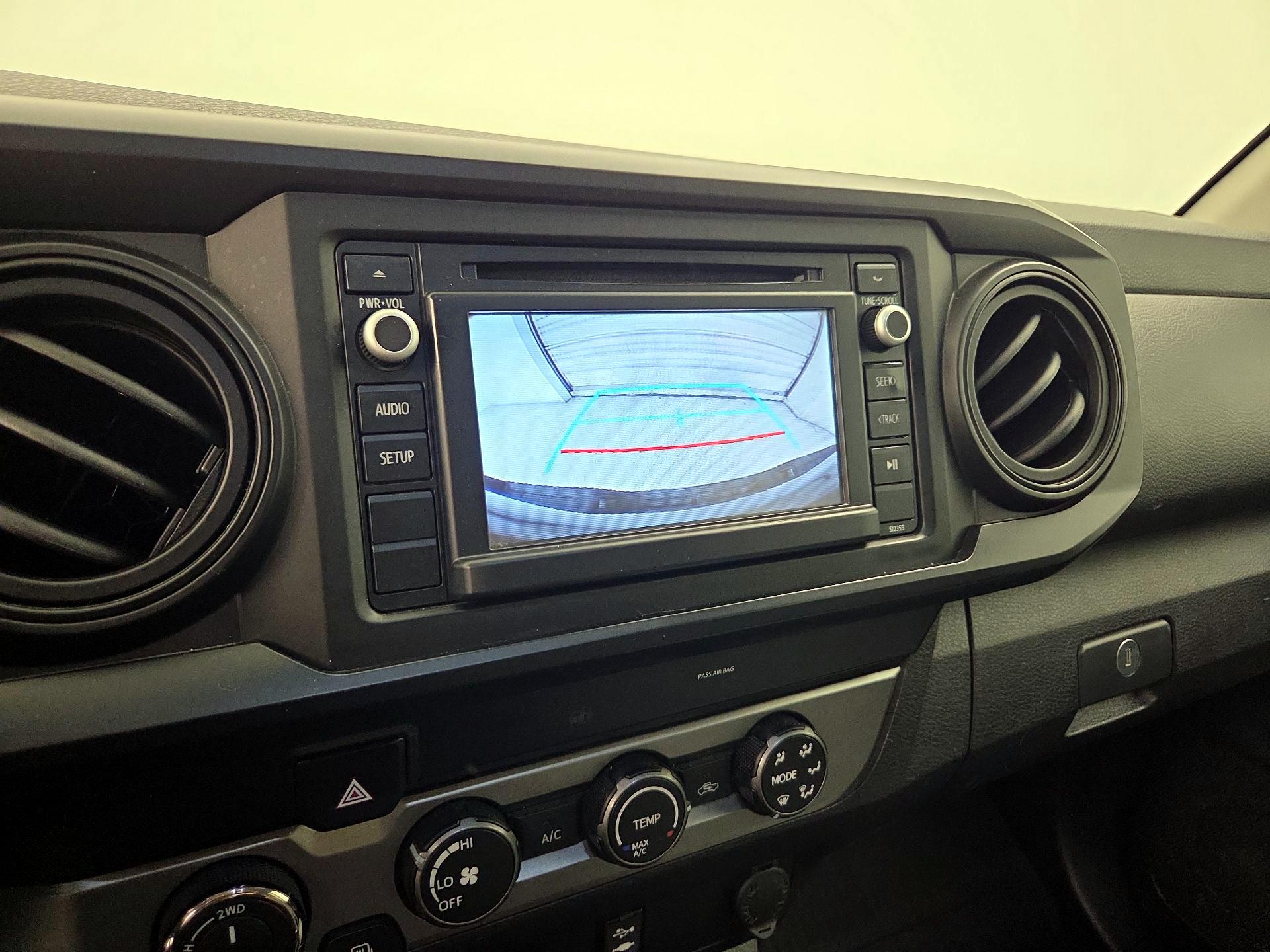 Thumbnail: 2019 Toyota Tacoma - 14