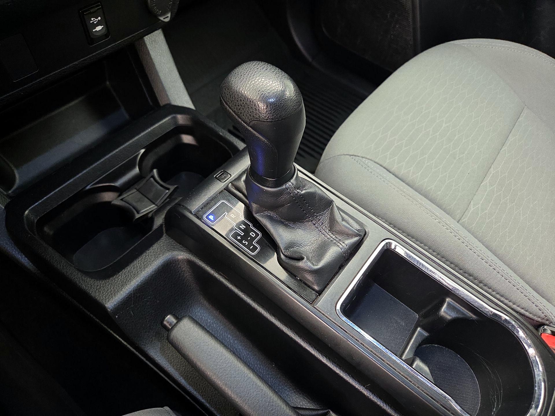 Thumbnail: 2019 Toyota Tacoma - 17