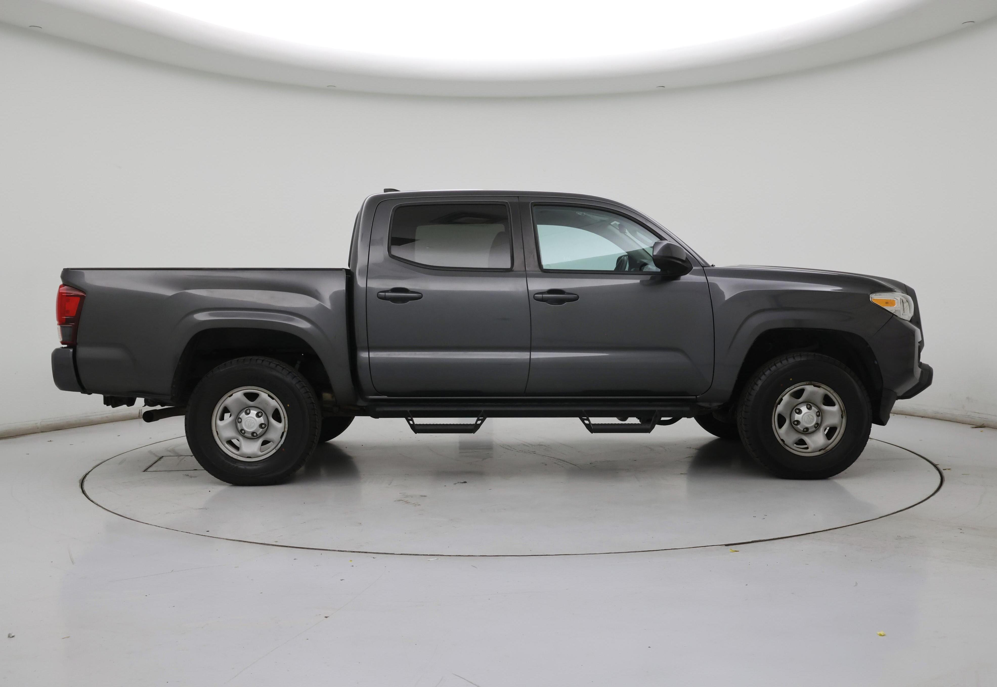 Thumbnail: 2019 Toyota Tacoma - 7