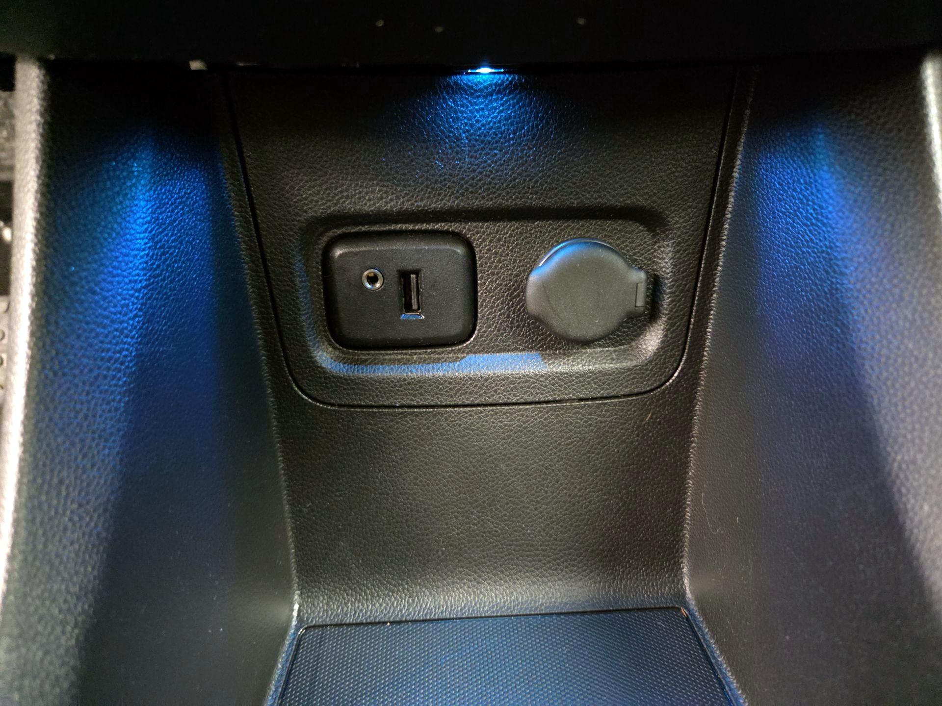 Thumbnail: 2016 Chevrolet Spark - 16