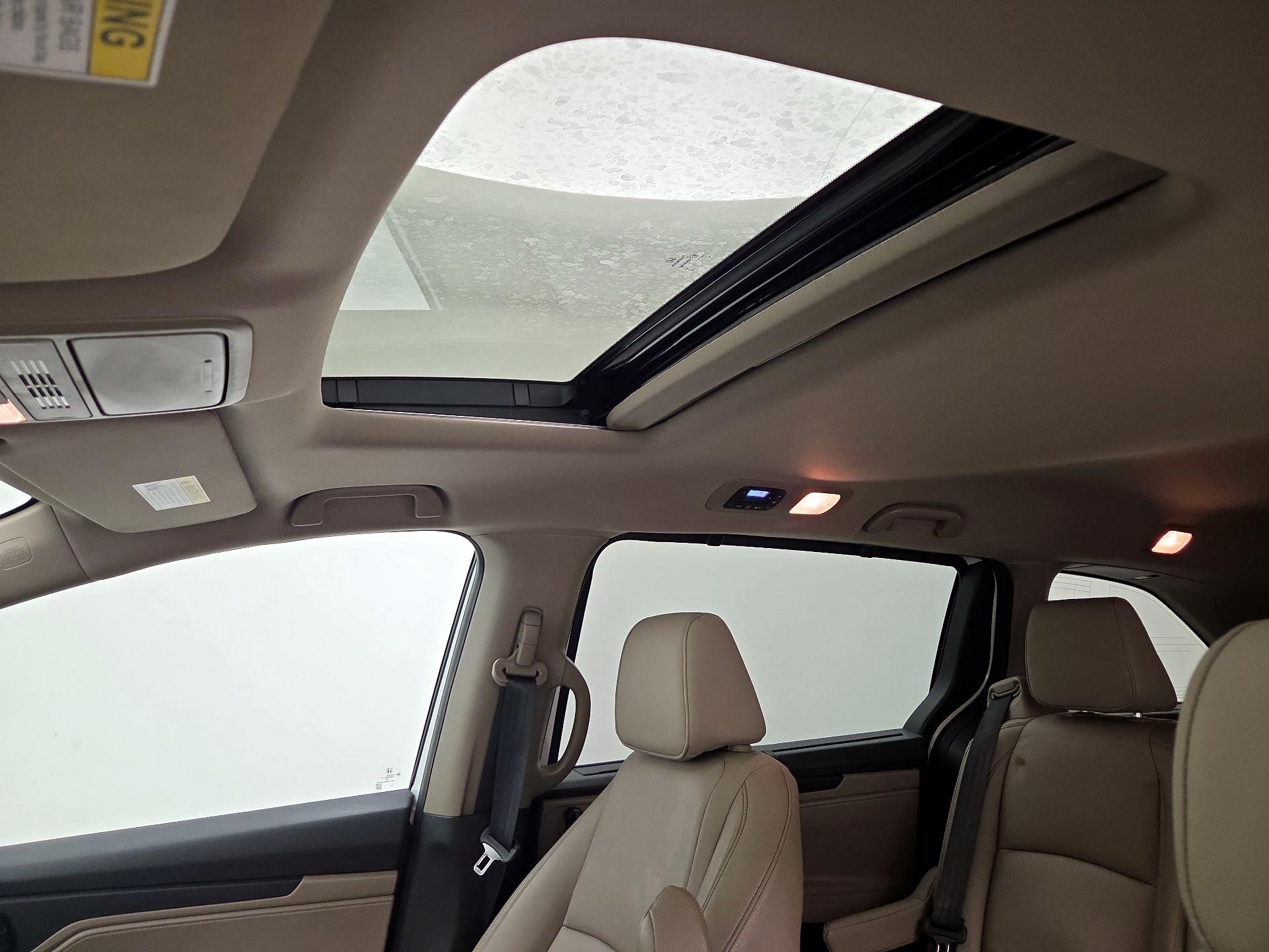 Thumbnail: 2023 Honda Odyssey - 19