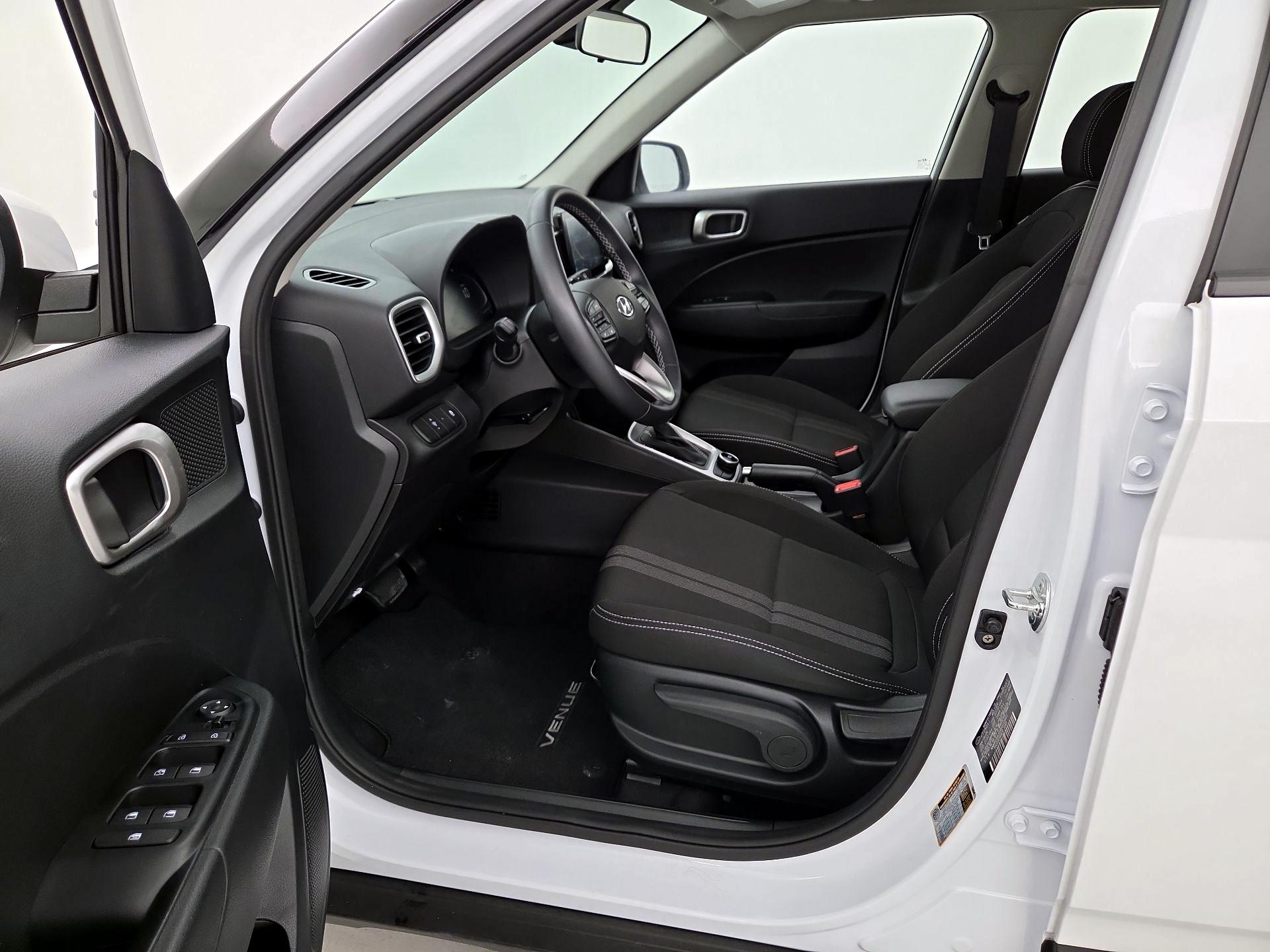 Thumbnail: 2024 Hyundai Venue - 11