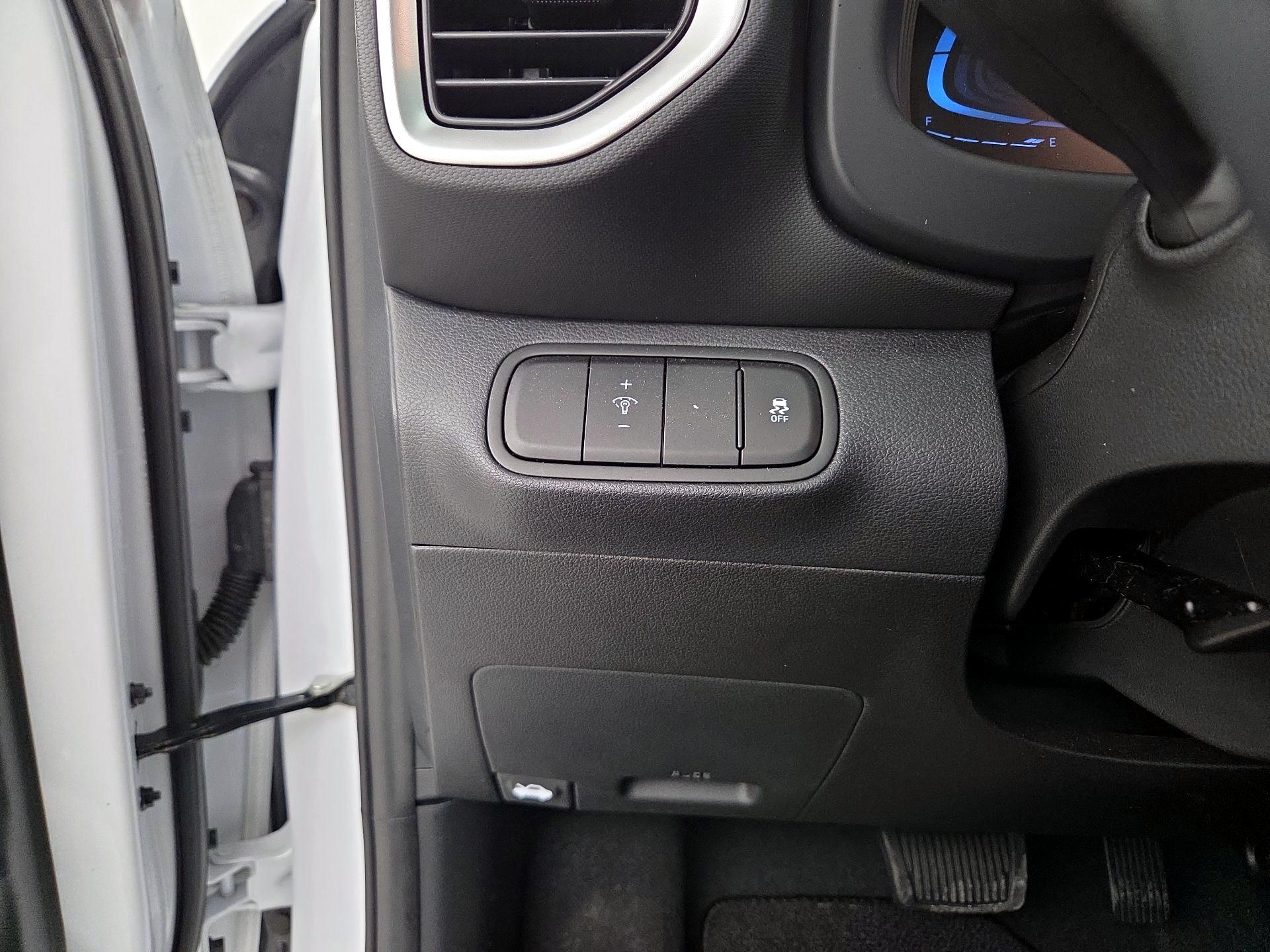 Thumbnail: 2024 Hyundai Venue - 13