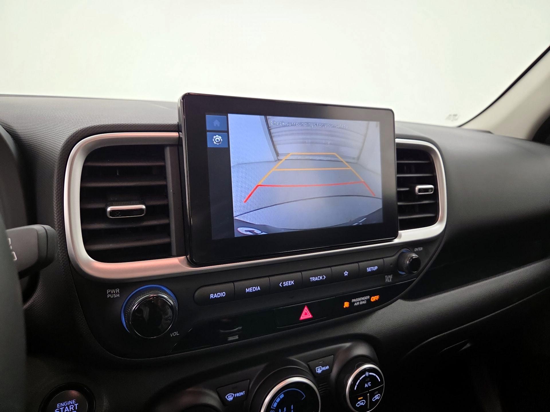 Thumbnail: 2024 Hyundai Venue - 14