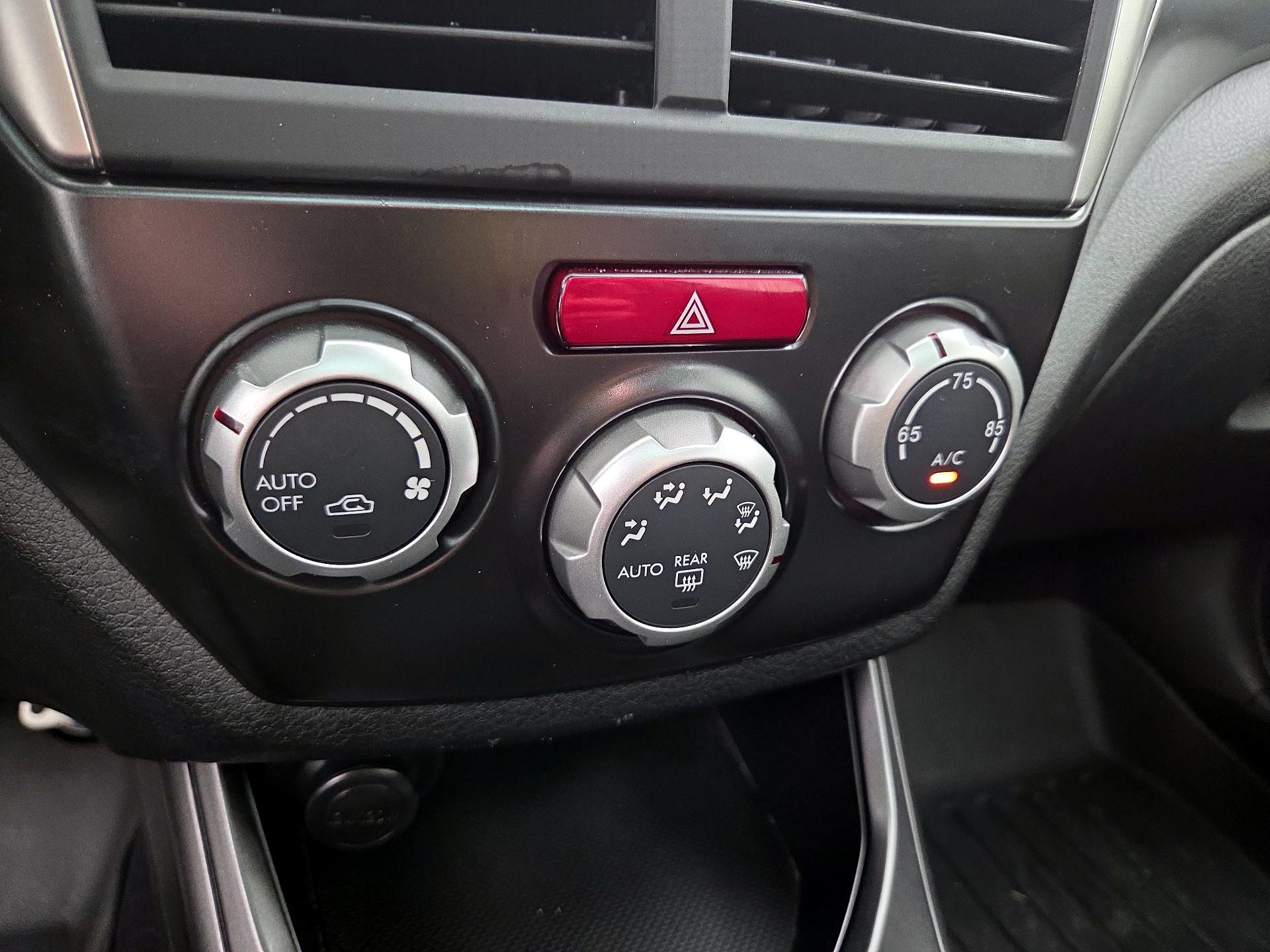 Thumbnail: 2014 Subaru Impreza - 15