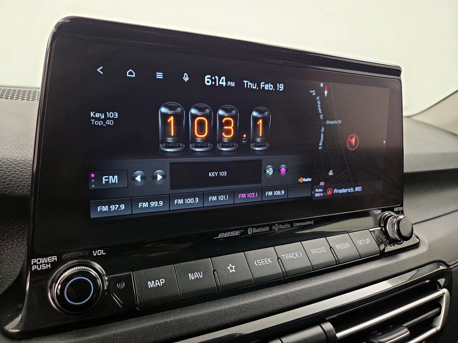 Thumbnail: 2022 Kia Seltos - 16