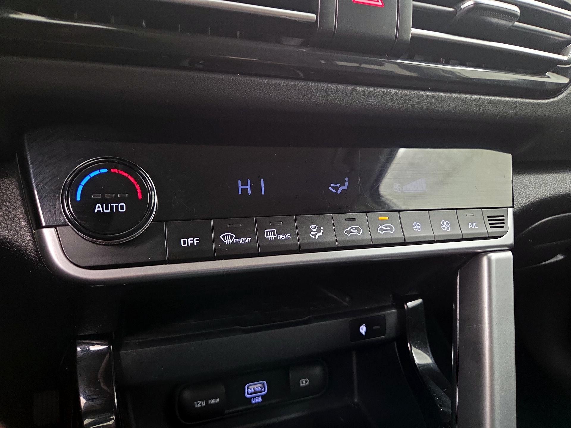 Thumbnail: 2022 Kia Seltos - 17