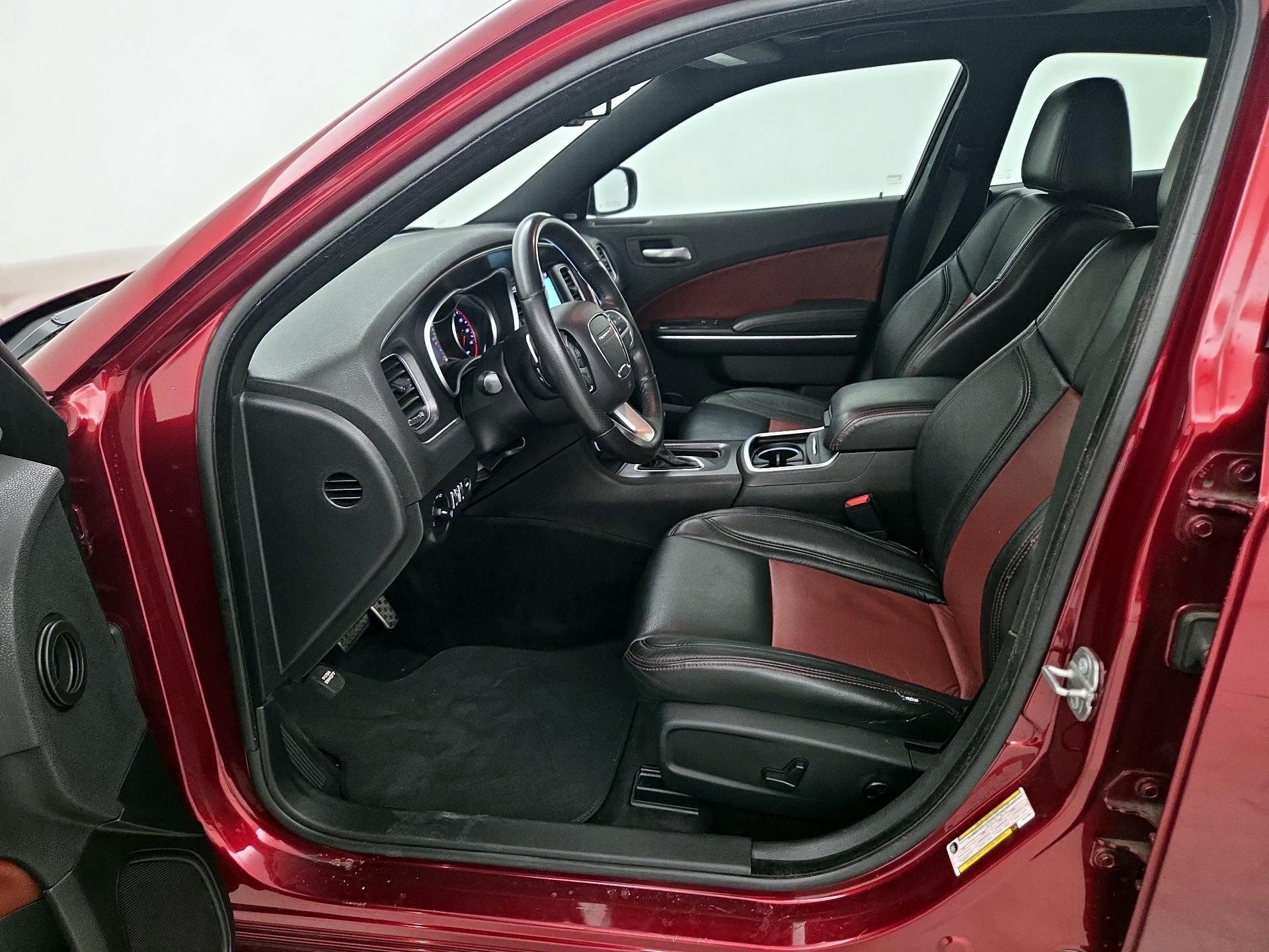 Thumbnail: 2018 Dodge Charger - 11