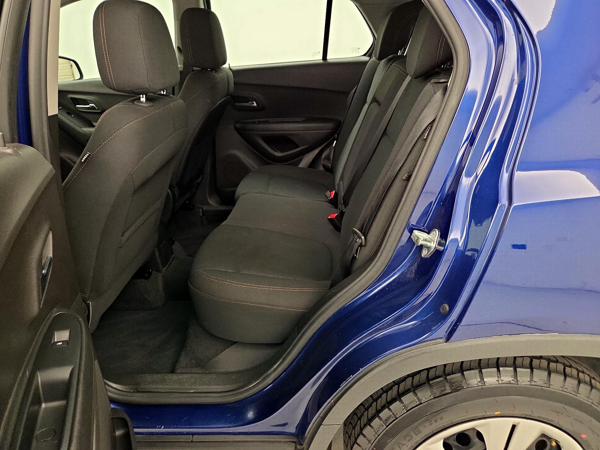 Thumbnail: 2017 Chevrolet Trax - 19