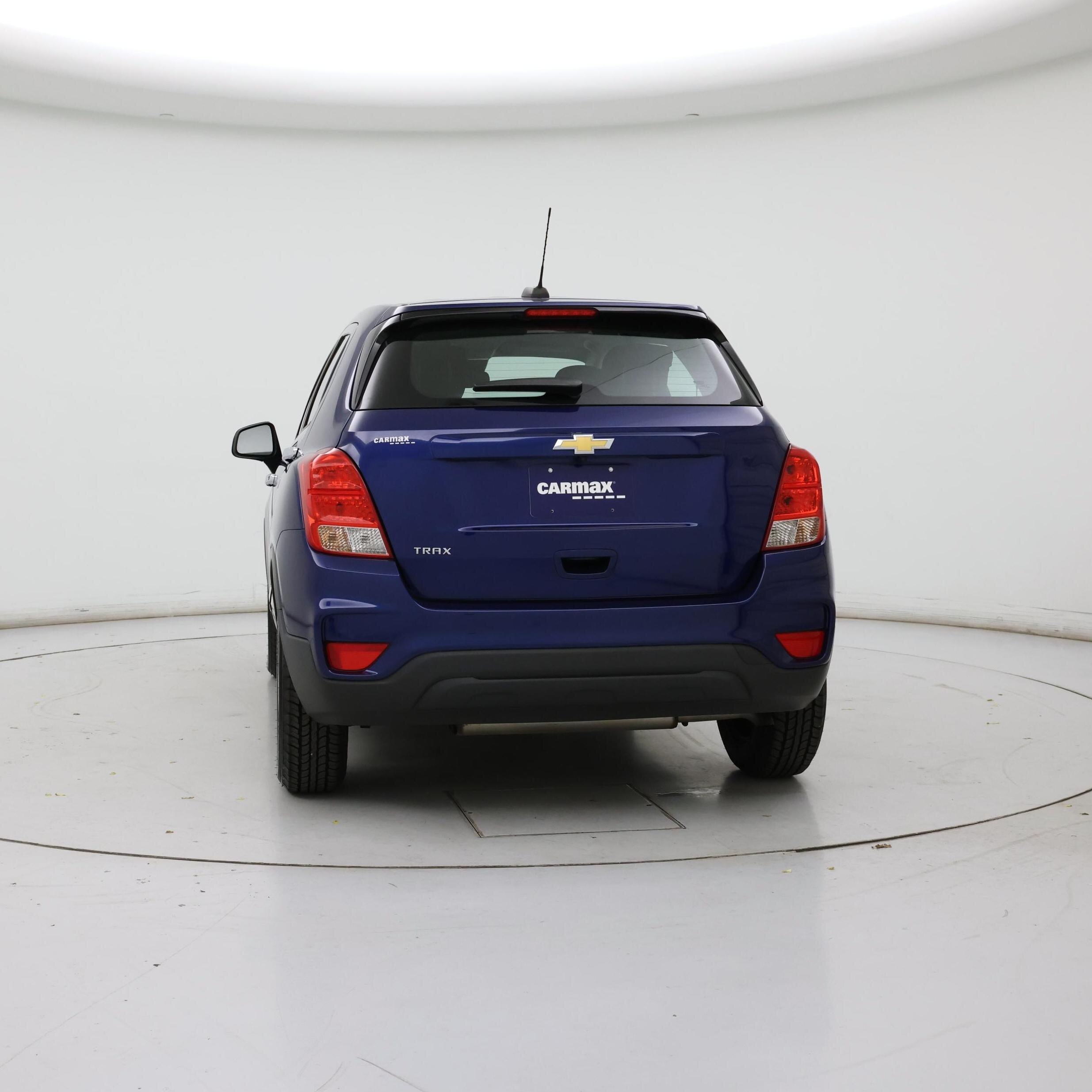 Thumbnail: 2017 Chevrolet Trax - 6