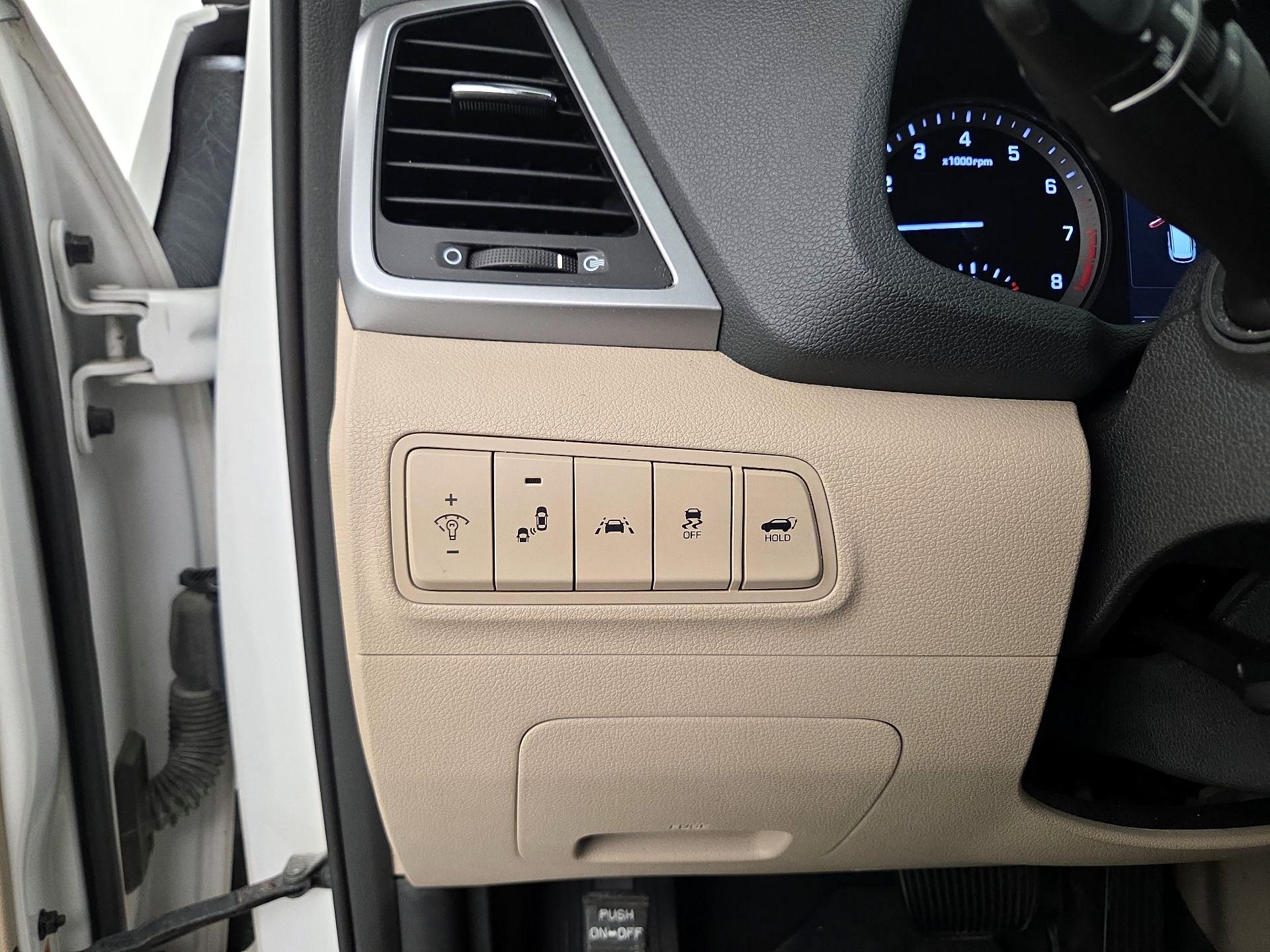 Thumbnail: 2018 Hyundai Tucson - 13