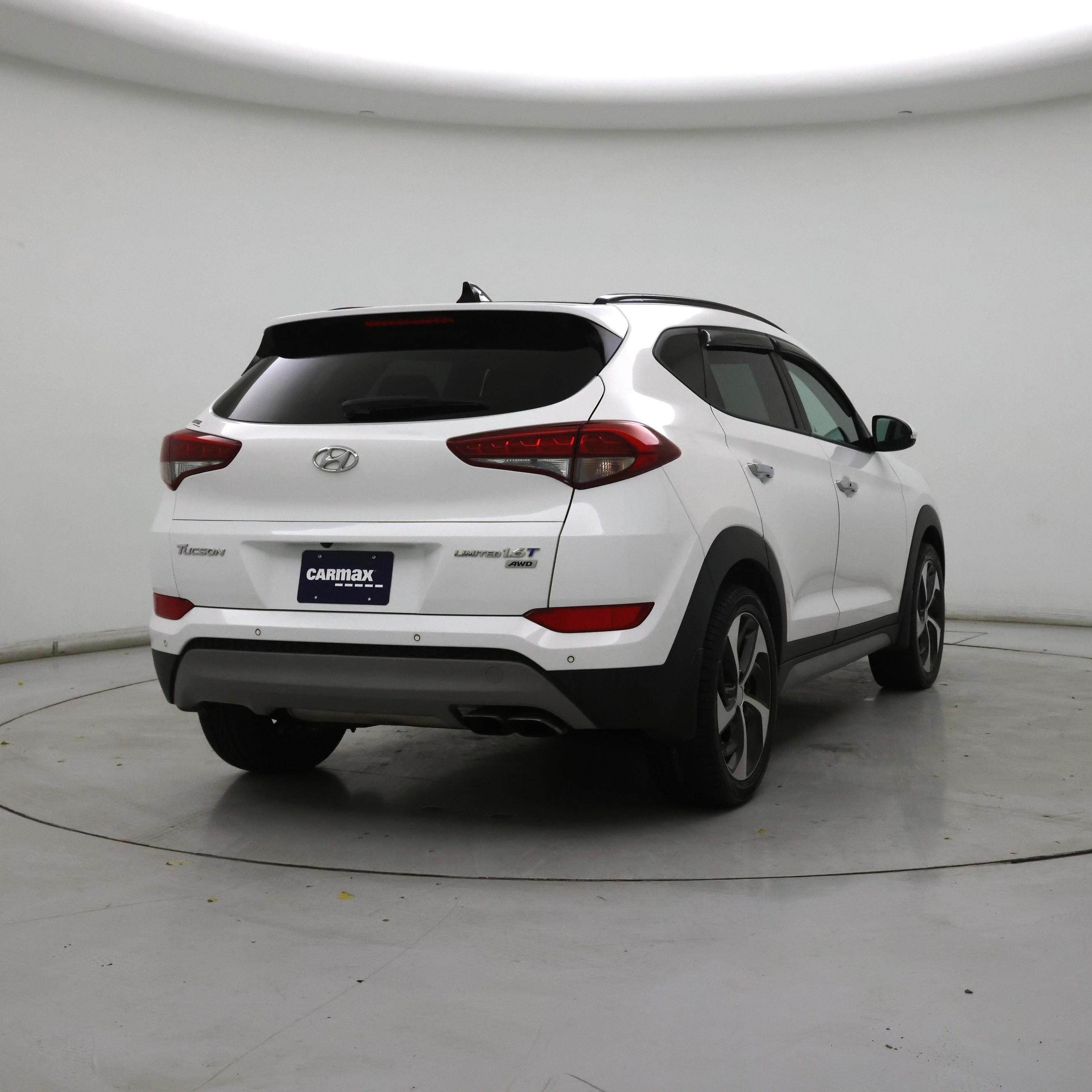 Thumbnail: 2018 Hyundai Tucson - 8