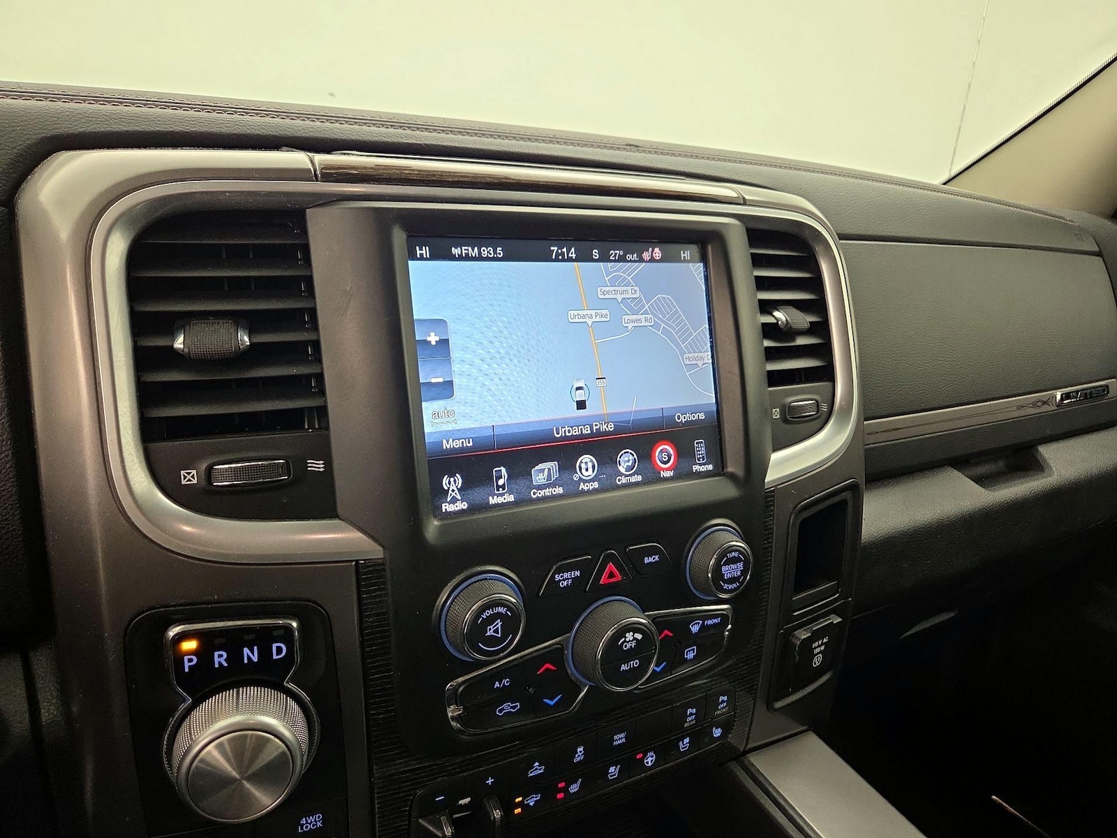2015 RAM Ram 1500 Pickup Laramie Limited - Photo 15